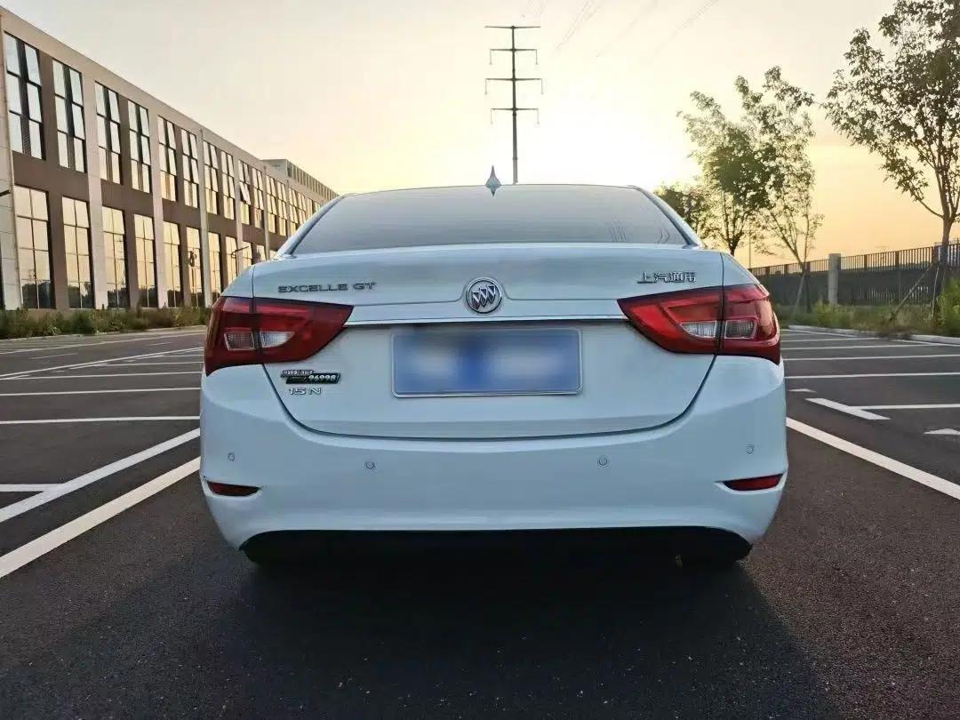 Buick GT 2017 15N Automatic Elite Version — миниатюра 5