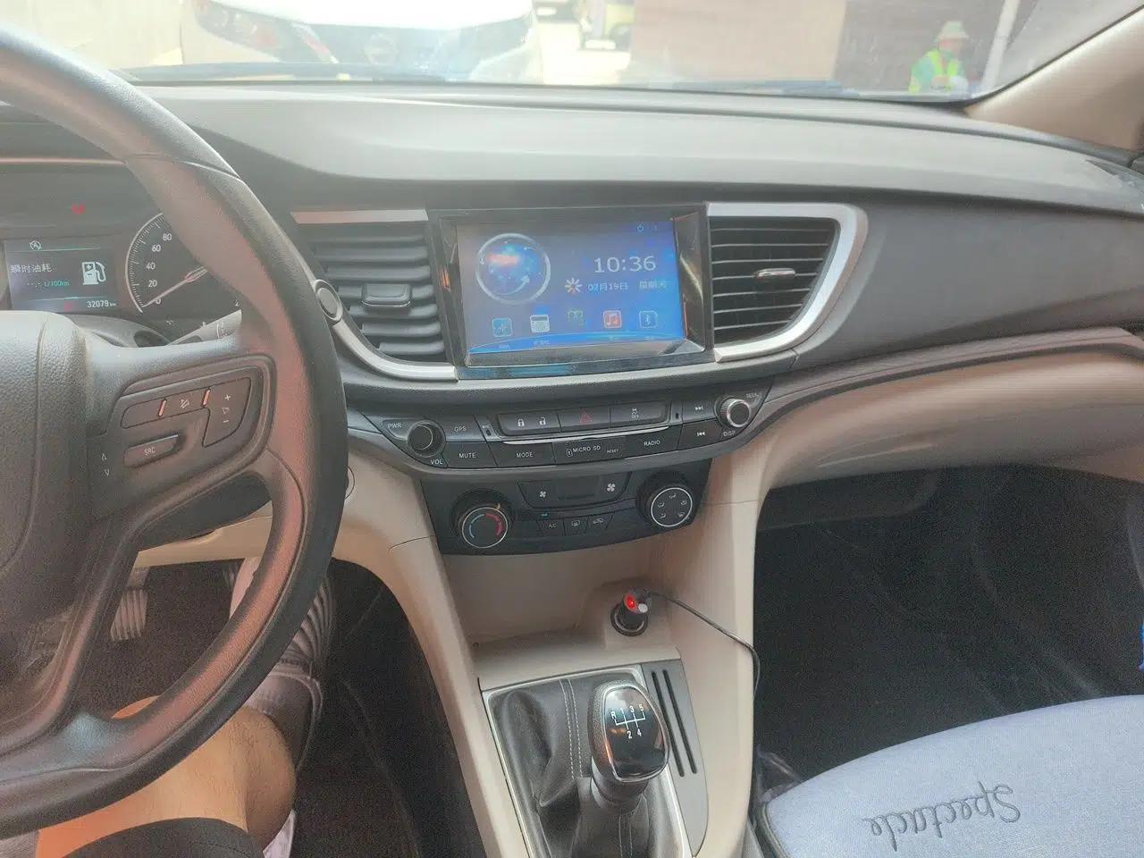 Buick GT 2016 15N Manual Luxury Version — миниатюра 13