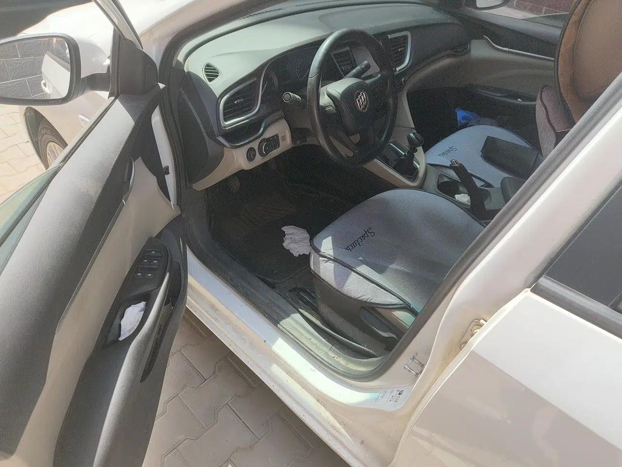 Buick GT 2016 15N Manual Luxury Version — миниатюра 16