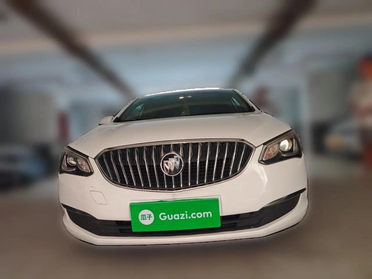 Buick GT 2016 15N Automatic Elite Edition — миниатюра 2