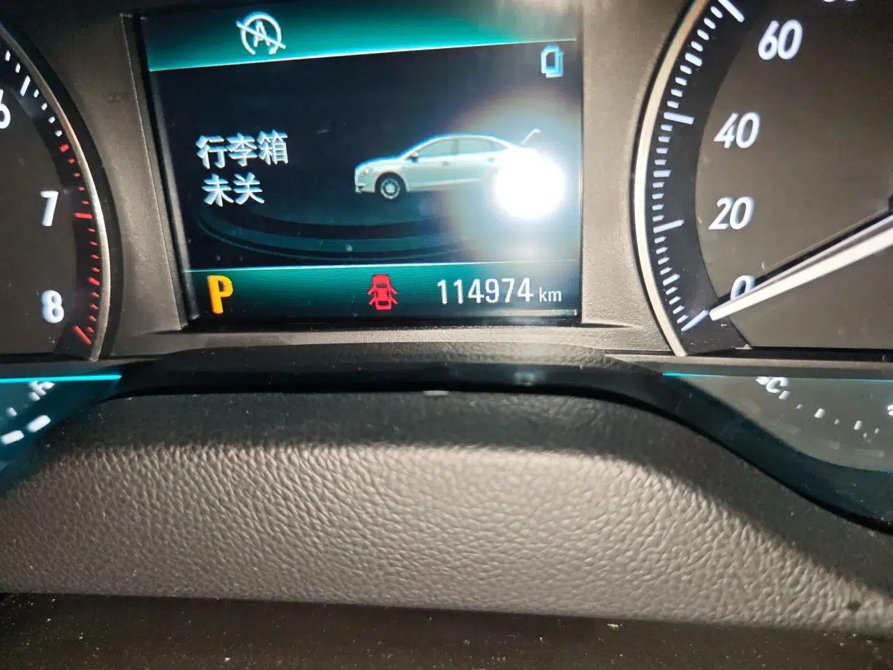 Buick GT 2016 15N Automatic Elite Edition — миниатюра 11