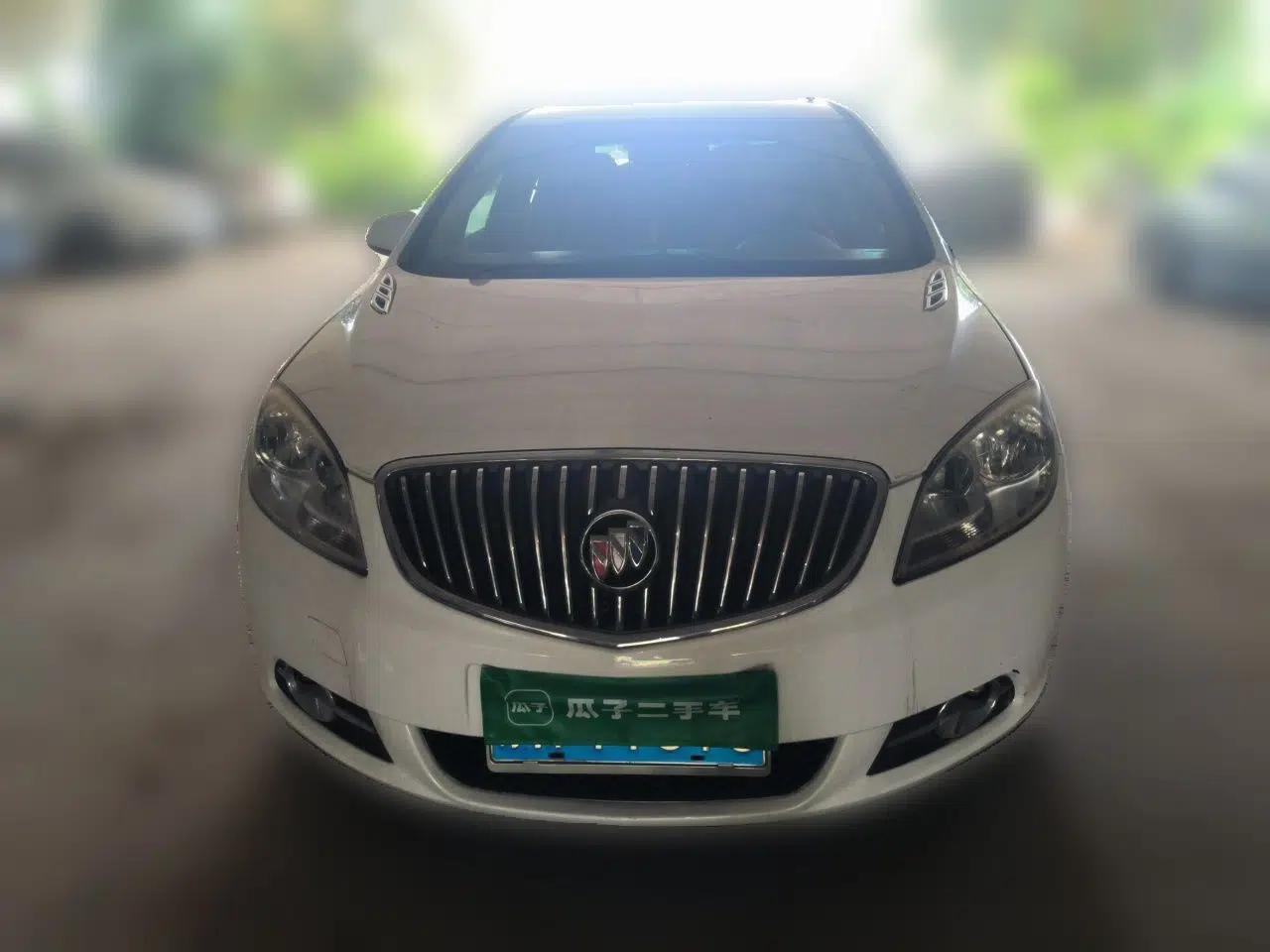 Buick GT 2013 GT 1.6L Automatic Fashion Edition — миниатюра 2