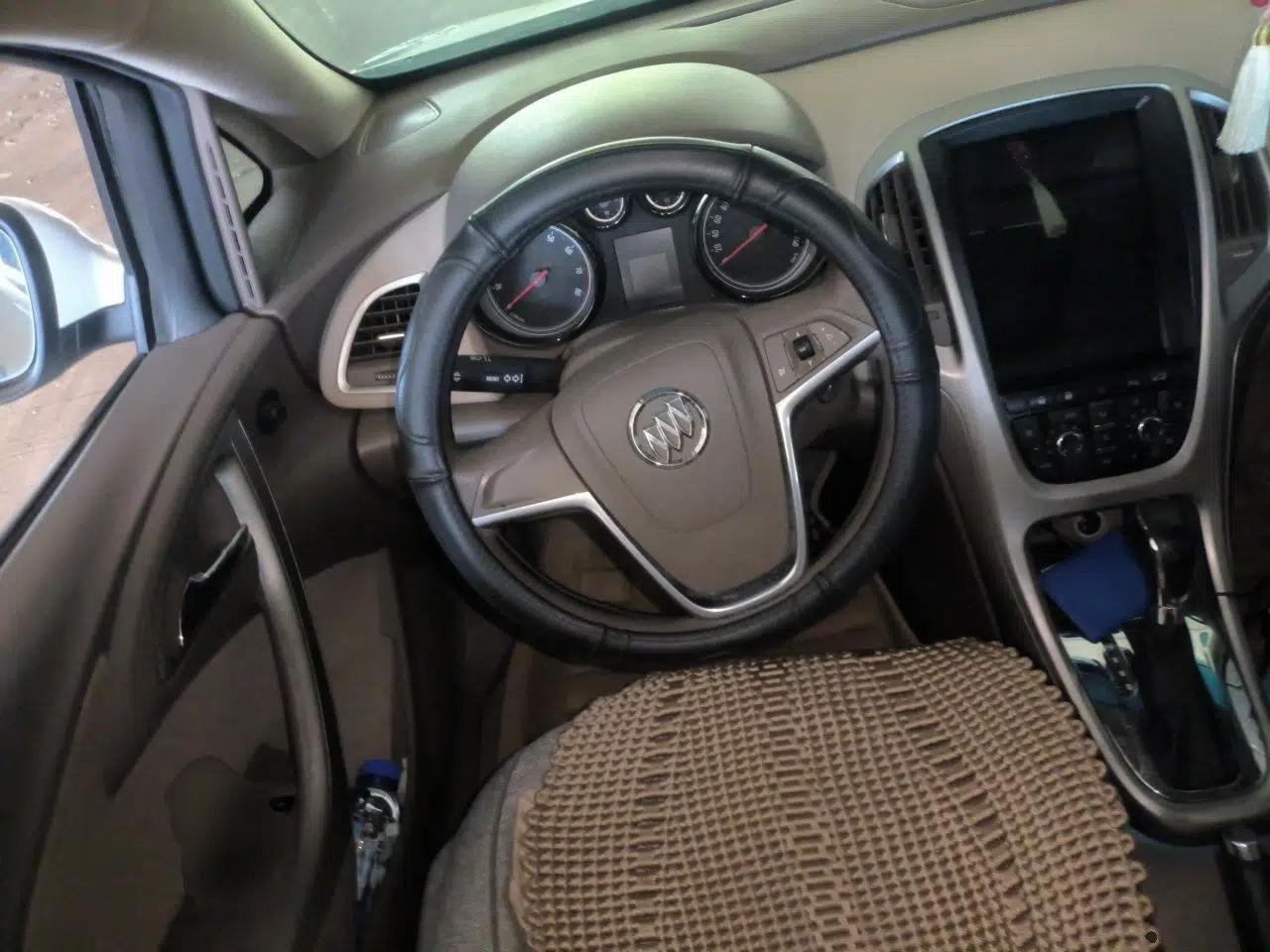 Buick GT 2013 GT 1.6L Automatic Fashion Edition — миниатюра 7