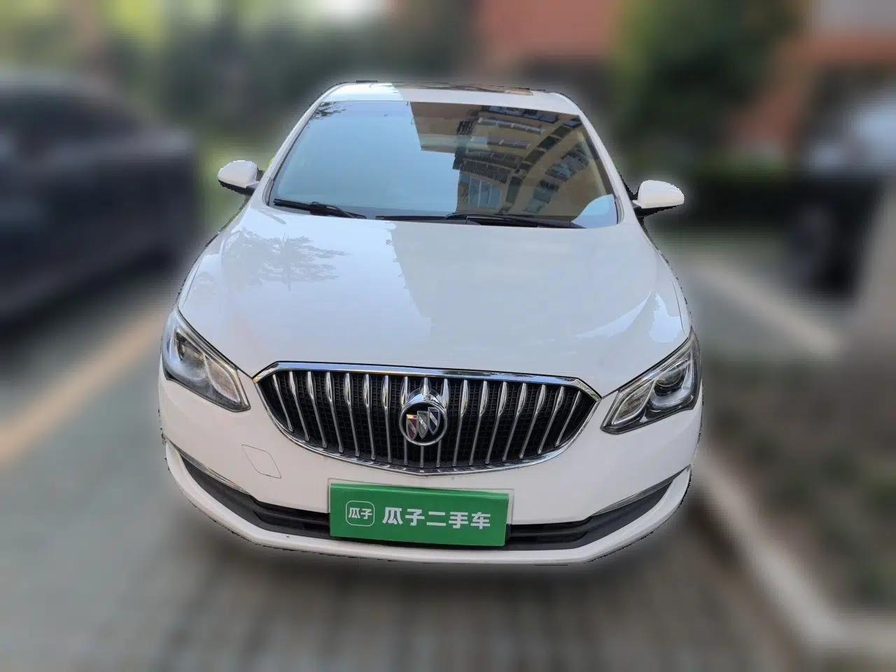 Buick GT 2015 15N Automatic Elite Version — миниатюра 2