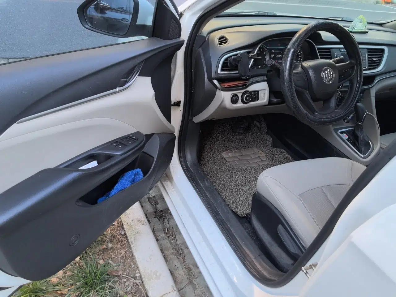 Buick GT 2015 15N Automatic Elite Version — миниатюра 16