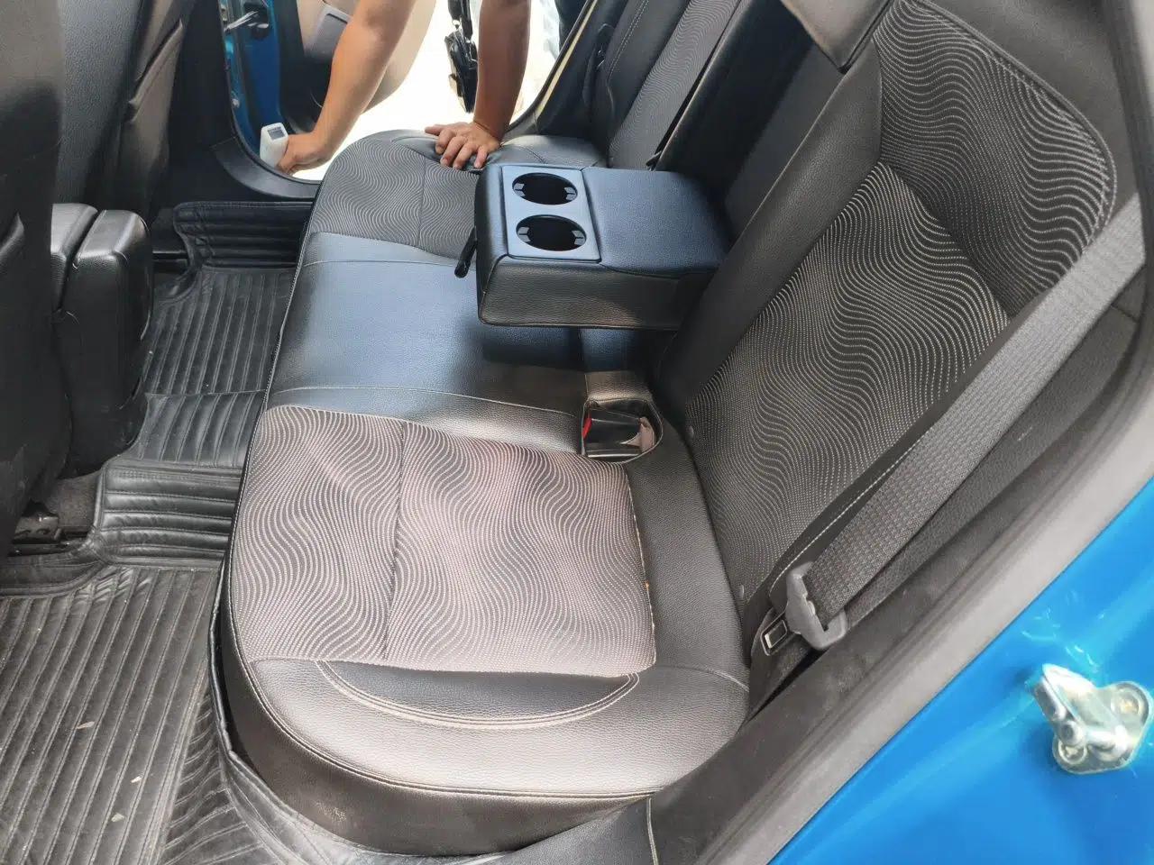 Buick GT 2013 XT 1.6L Automatic Fashion Edition — миниатюра 17