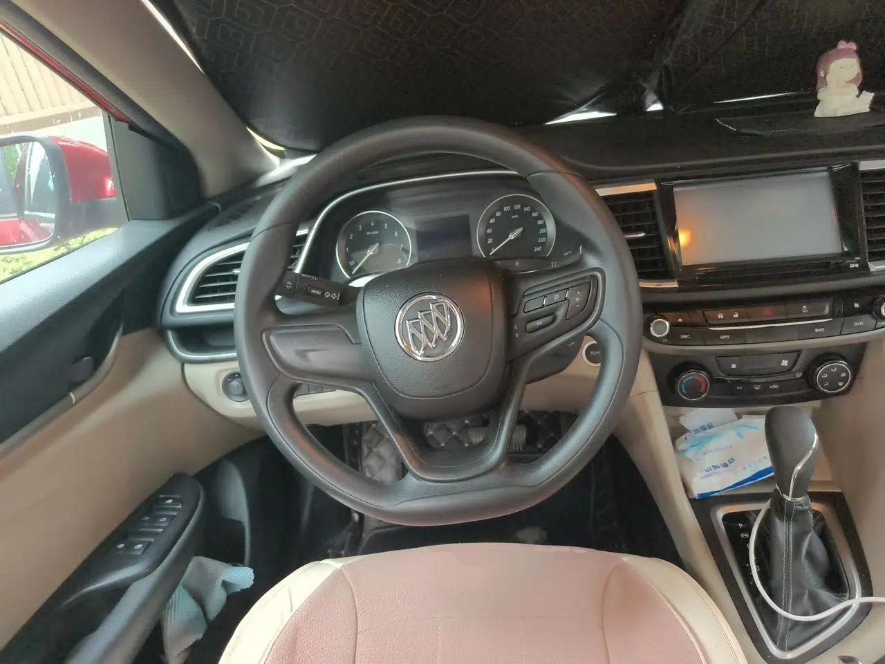 Buick GT 2016 15N Automatic Elite Edition — миниатюра 10