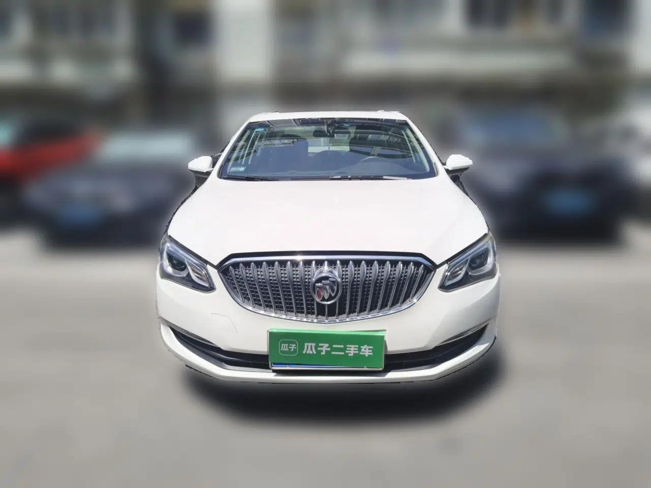 Buick GT 2017 15N Manual Elite Version — миниатюра 2