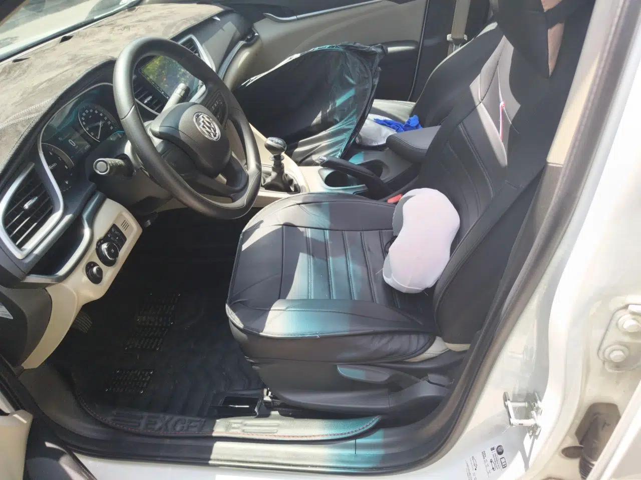 Buick GT 2017 15N Manual Elite Version — миниатюра 12
