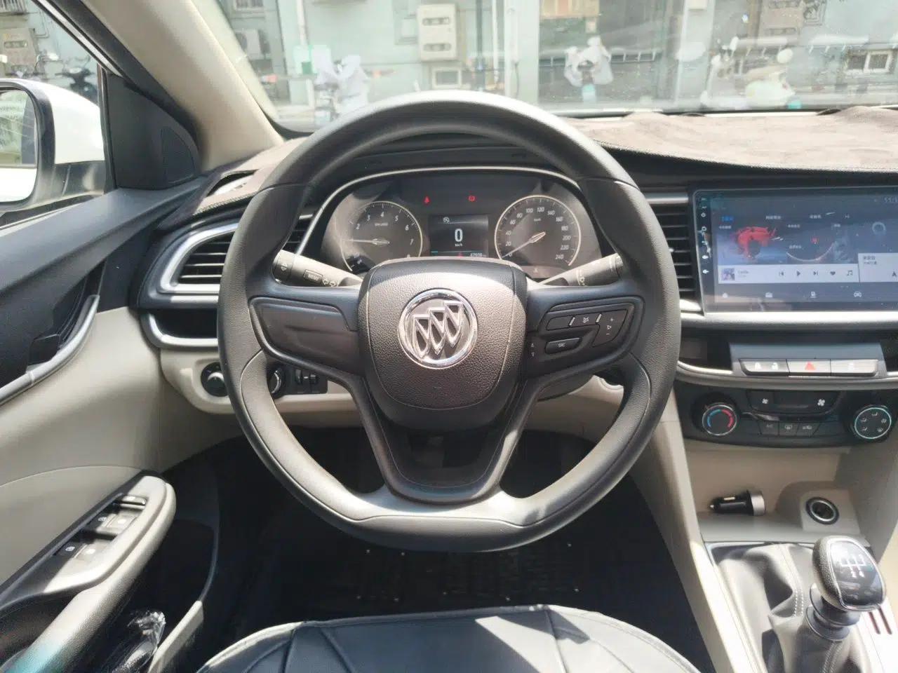 Buick GT 2017 15N Manual Elite Version — миниатюра 7