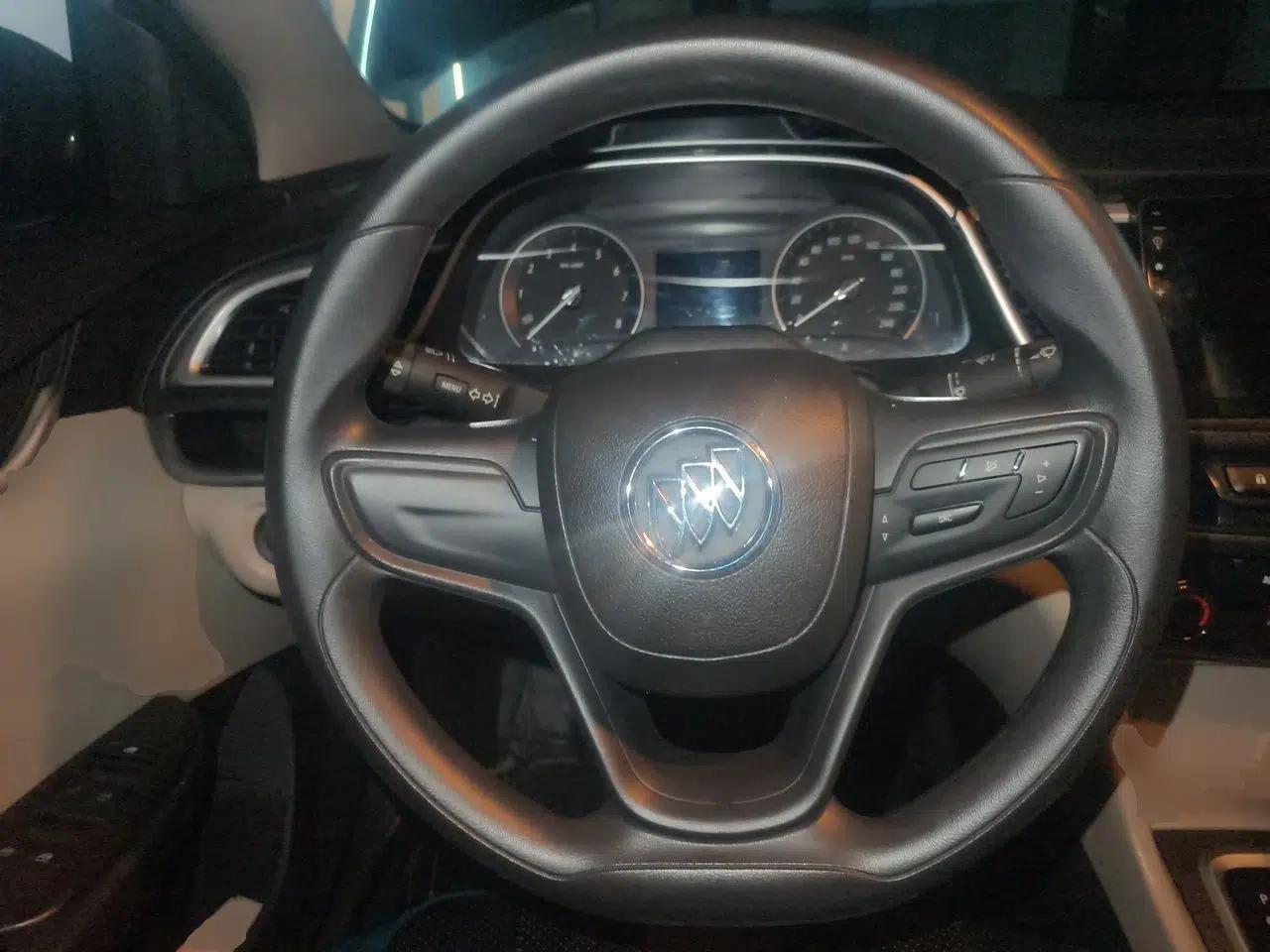 Buick GT 2017 15N Automatic Elite Version — миниатюра 10