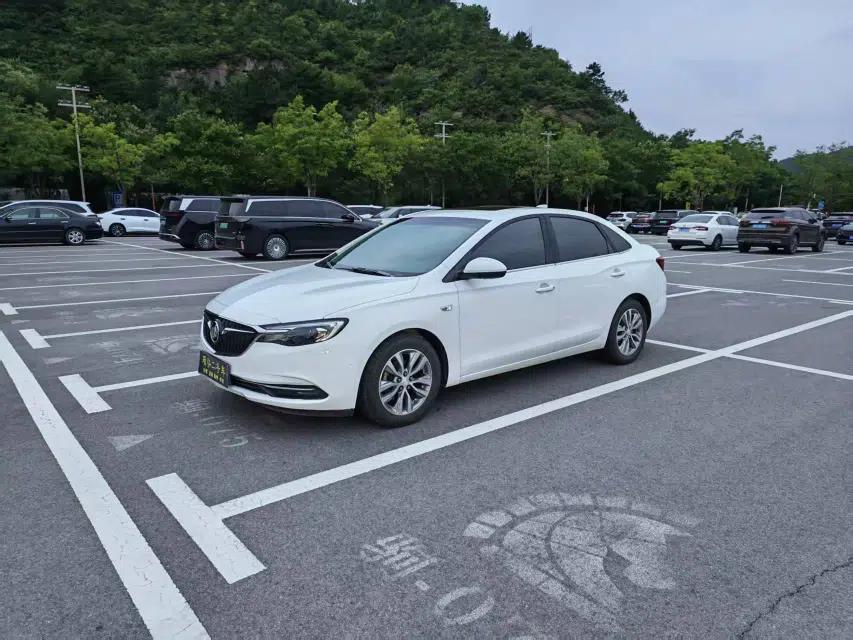 Buick GT 2018 18T Automatic Flagship Model — миниатюра 1