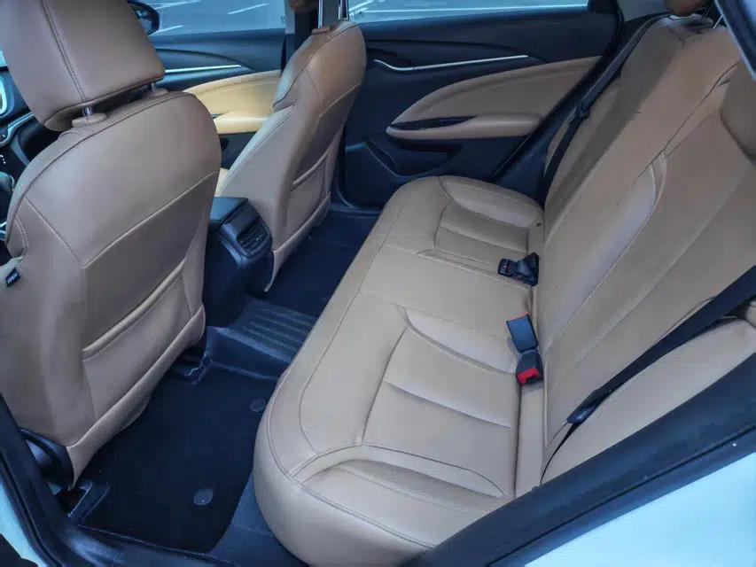 Buick GT 2018 18T Automatic Flagship Model — миниатюра 8