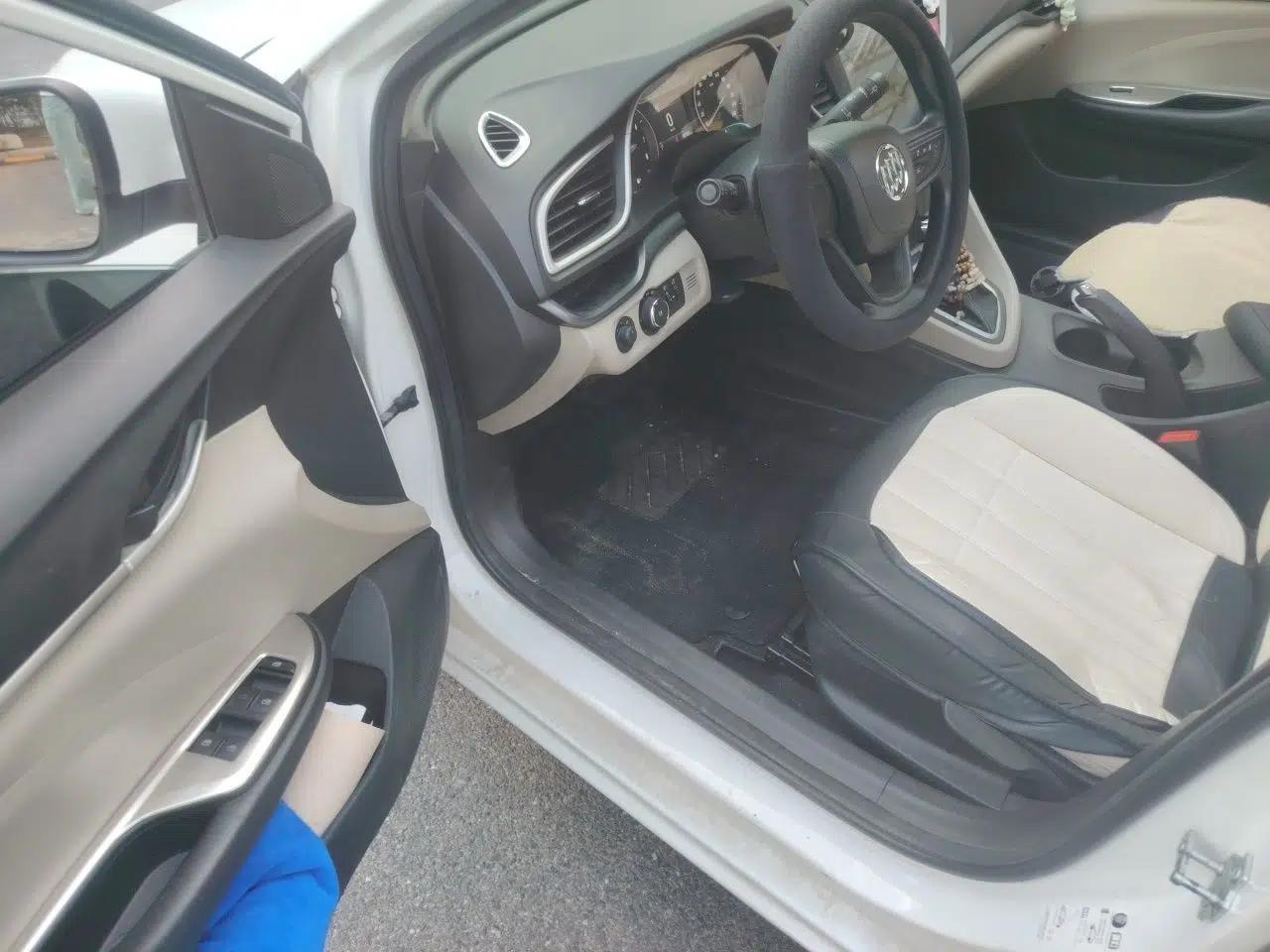 Buick GT 2017 15N Automatic Elite Version — миниатюра 16