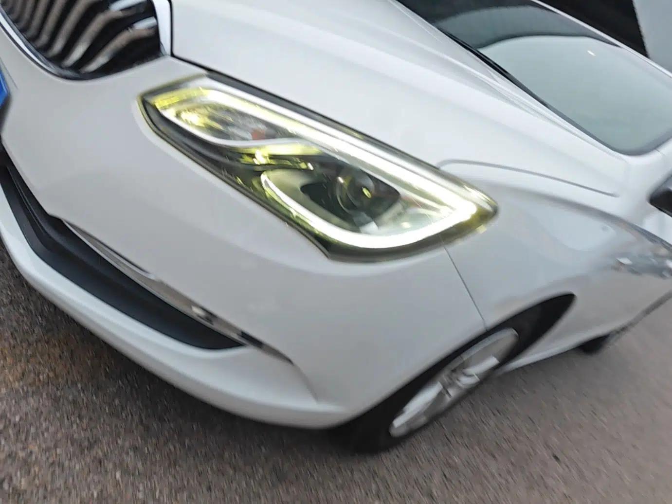 Buick GT 2017 15N Automatic Entry-Level Trim — миниатюра 8