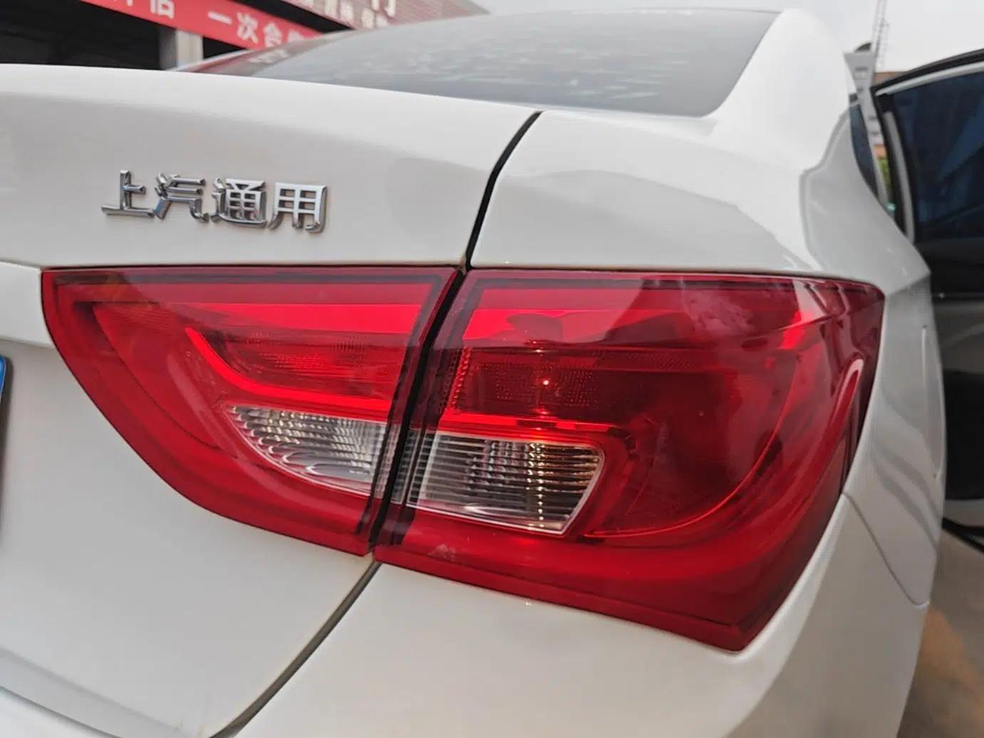 Buick GT 2017 15N Automatic Entry-Level Trim — миниатюра 9