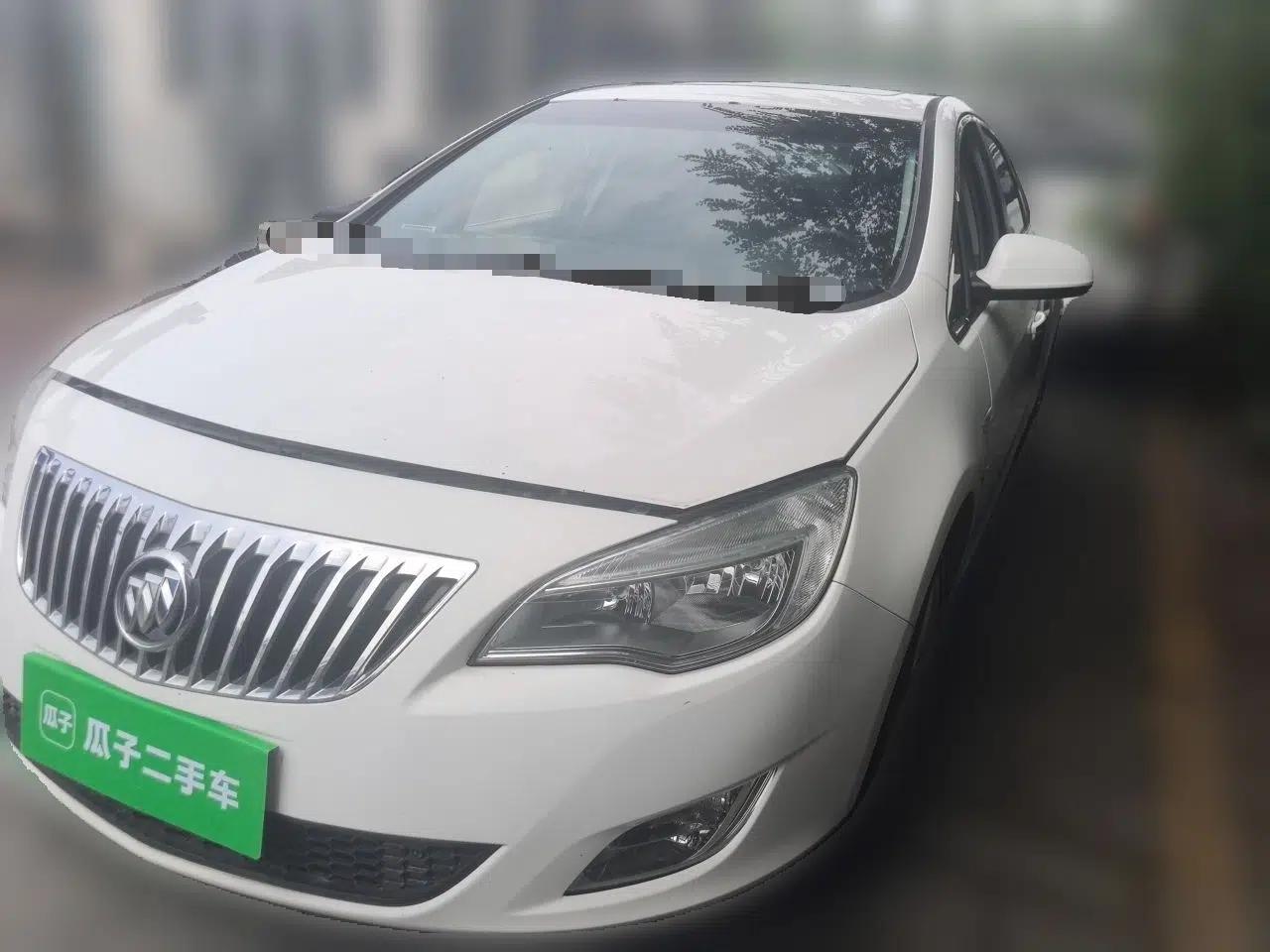 Buick GT 2014 XT 1.6L Automatic Fashion Edition — миниатюра 1