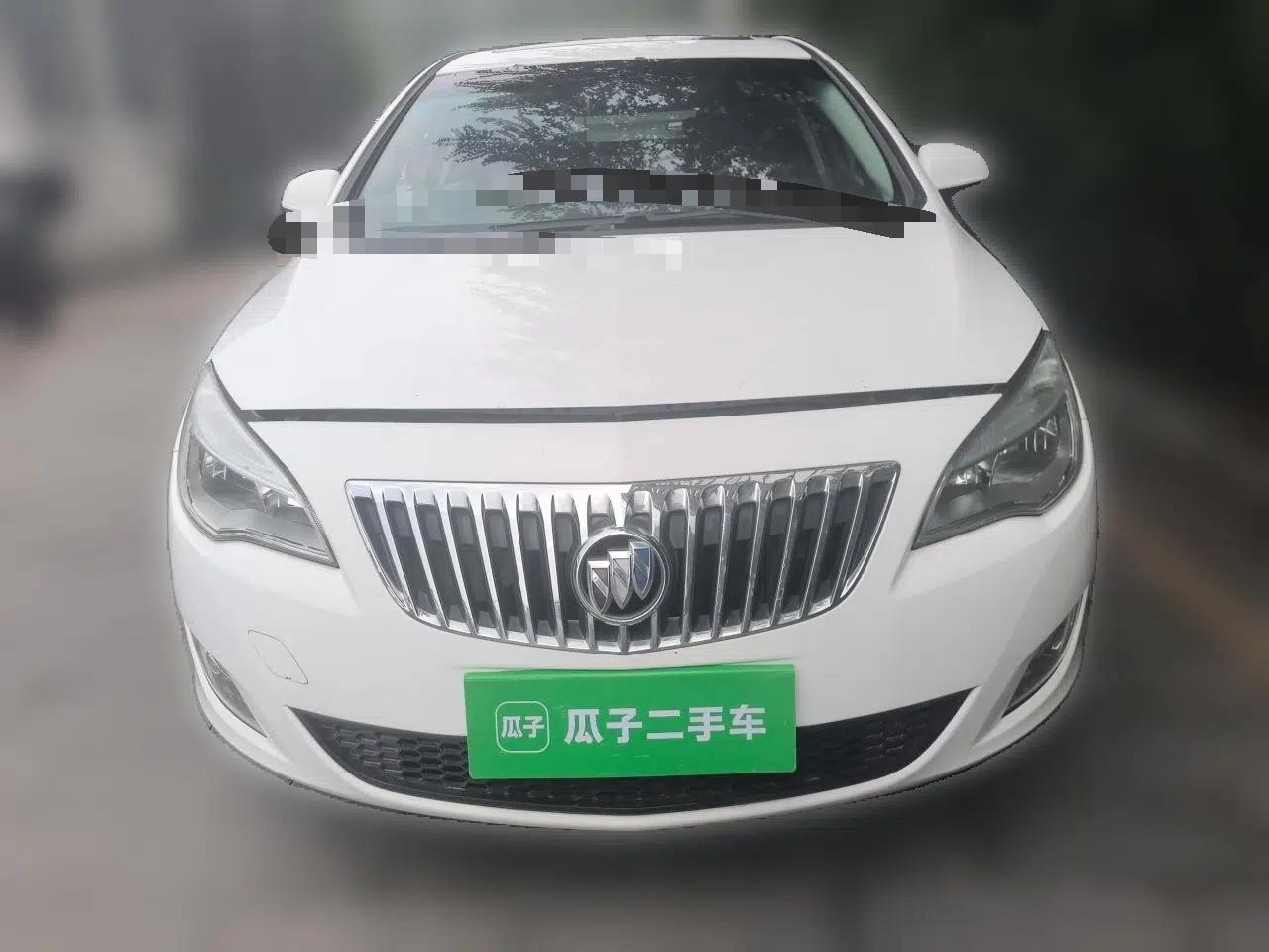 Buick GT 2014 XT 1.6L Automatic Fashion Edition — миниатюра 2