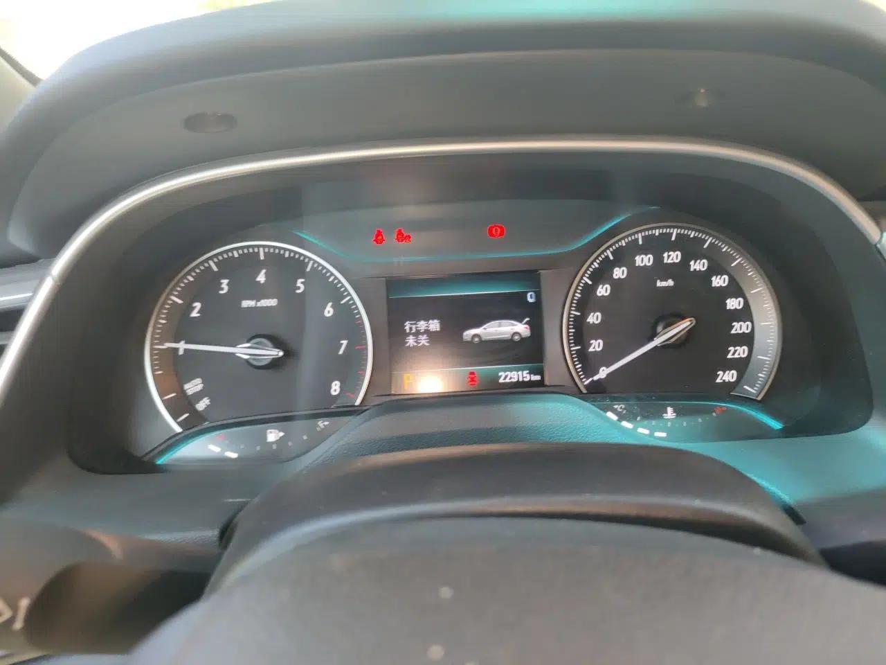 Buick GT 2021 1.3T Automatic Mild Hybrid Elite Version — миниатюра 11