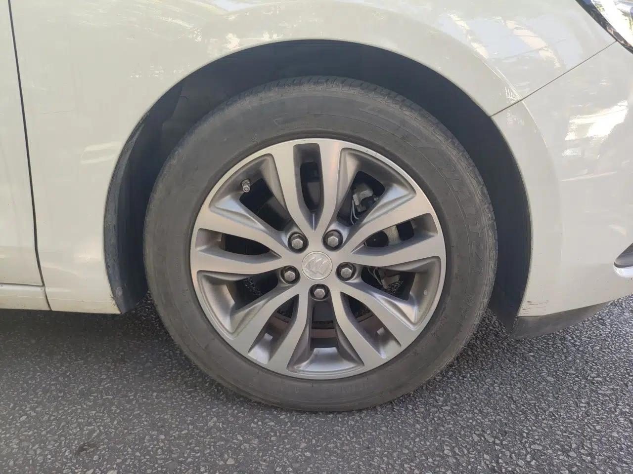 Buick GT 2021 1.3T Automatic Mild Hybrid Elite Version — миниатюра 8