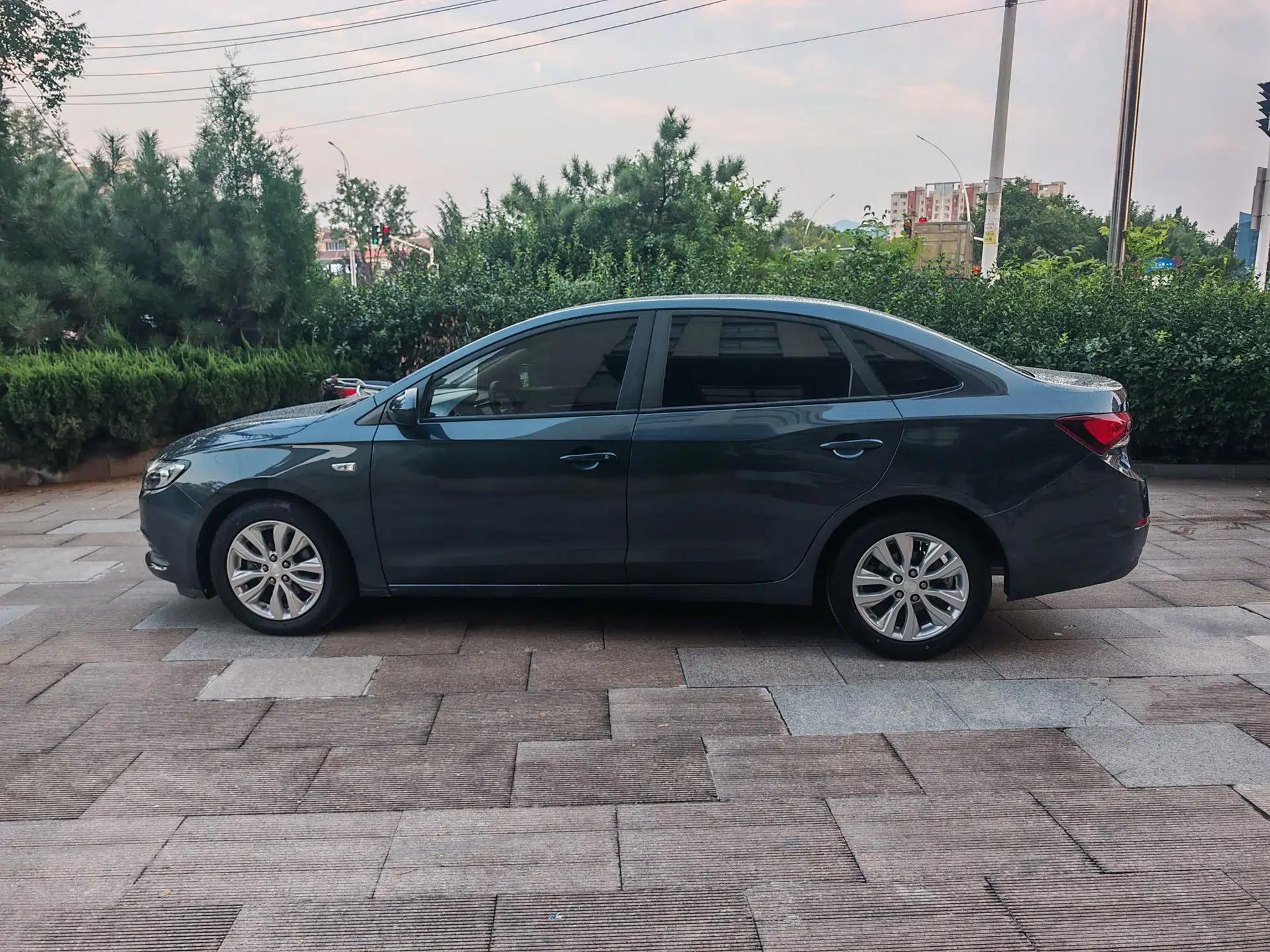 Buick GT 2021 Revised Version Flagship 1.5L Automatic Elite Edition — миниатюра 16