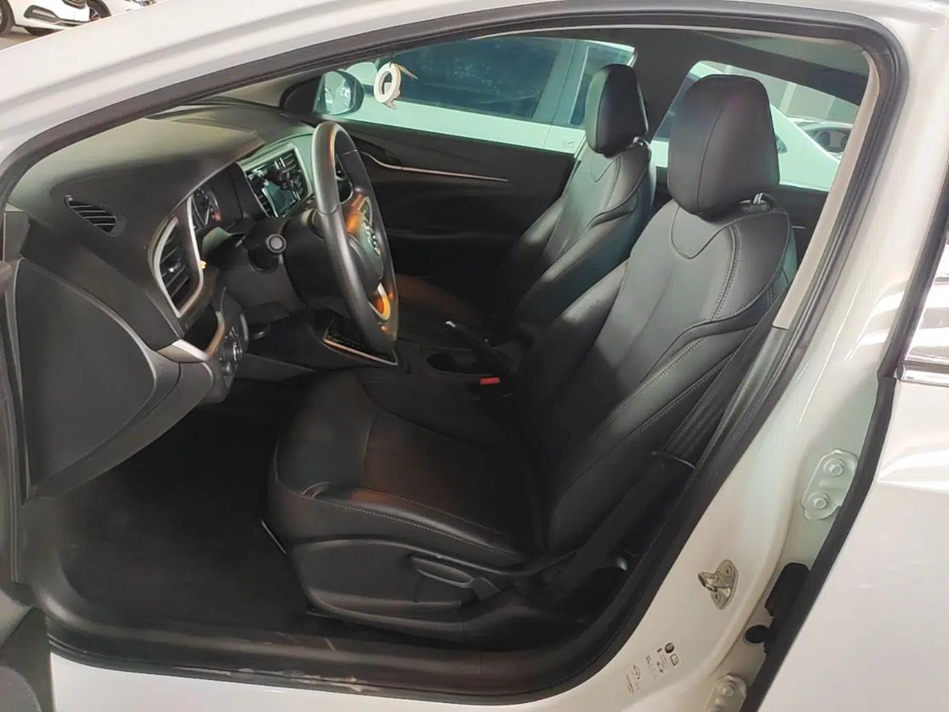 Buick GT 2021 Revised Version Flagship 1.5L Automatic Elite Edition — миниатюра 22