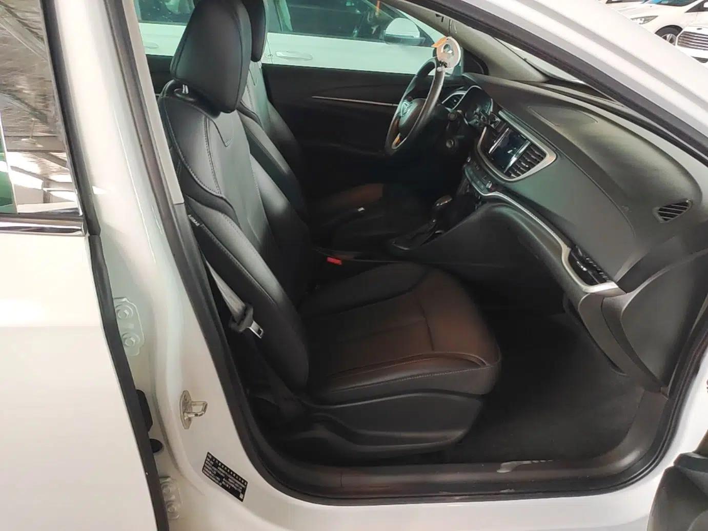 Buick GT 2021 Revised Version Flagship 1.5L Automatic Elite Edition — миниатюра 24