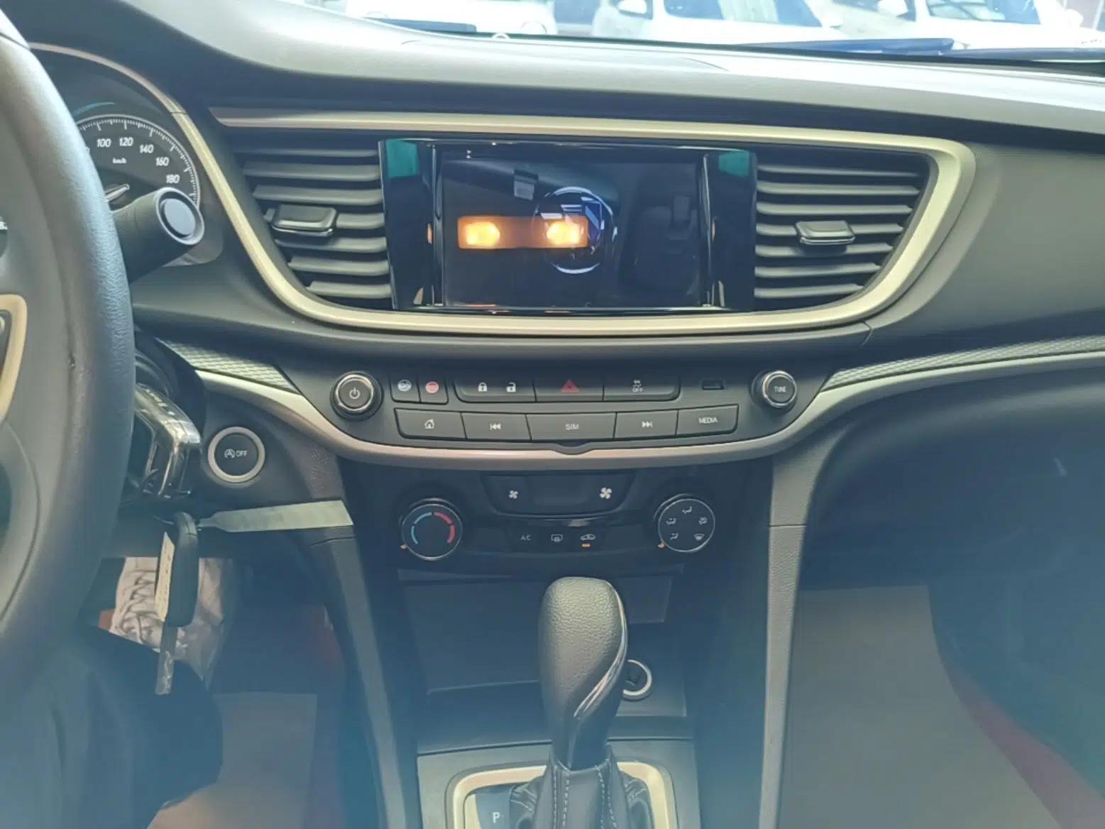Buick GT 2021 Revised Version Flagship 1.5L Automatic Elite Edition — миниатюра 15