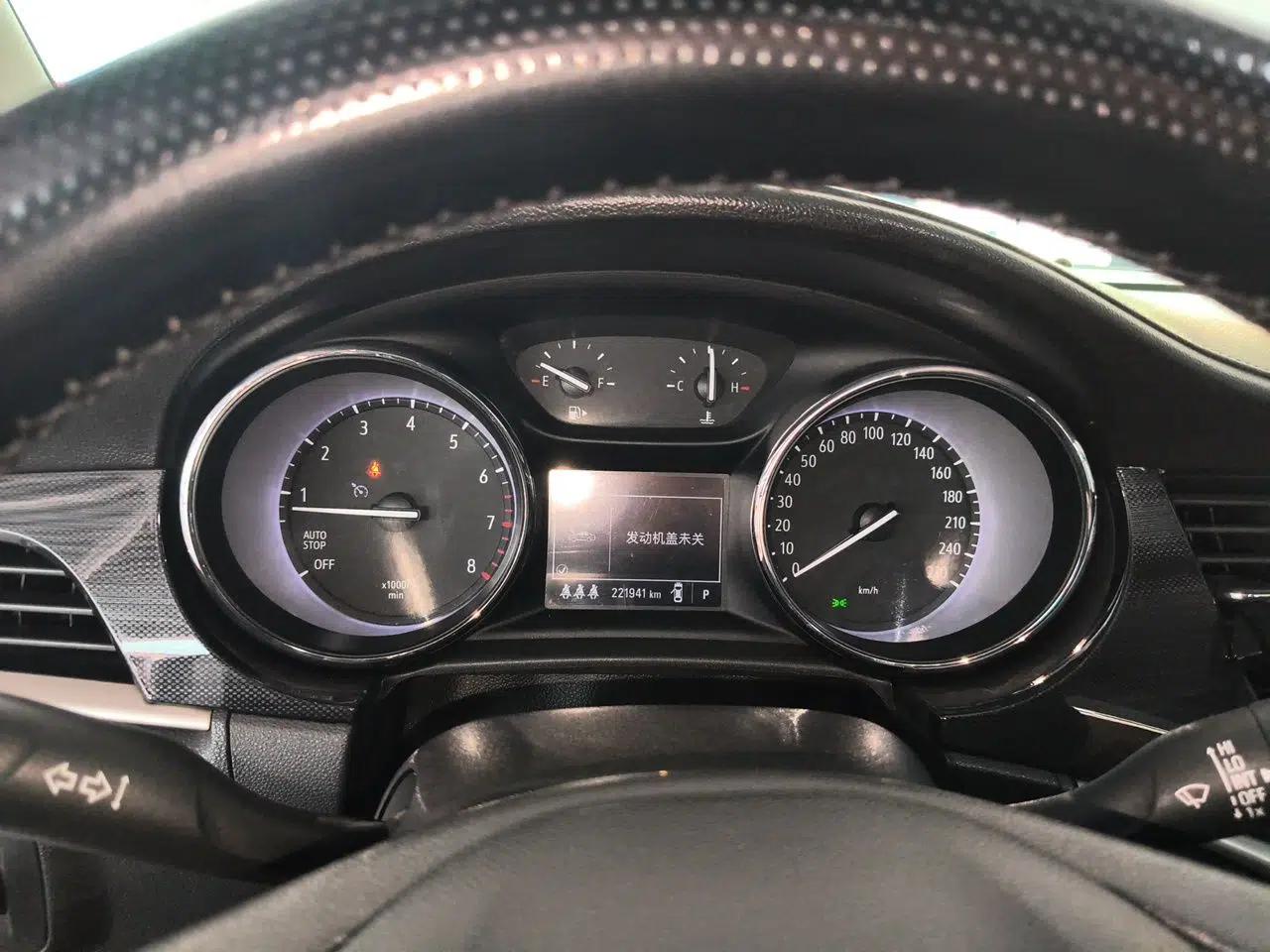 Buick Verano 2020 20T CVT Leading Edition — миниатюра 11