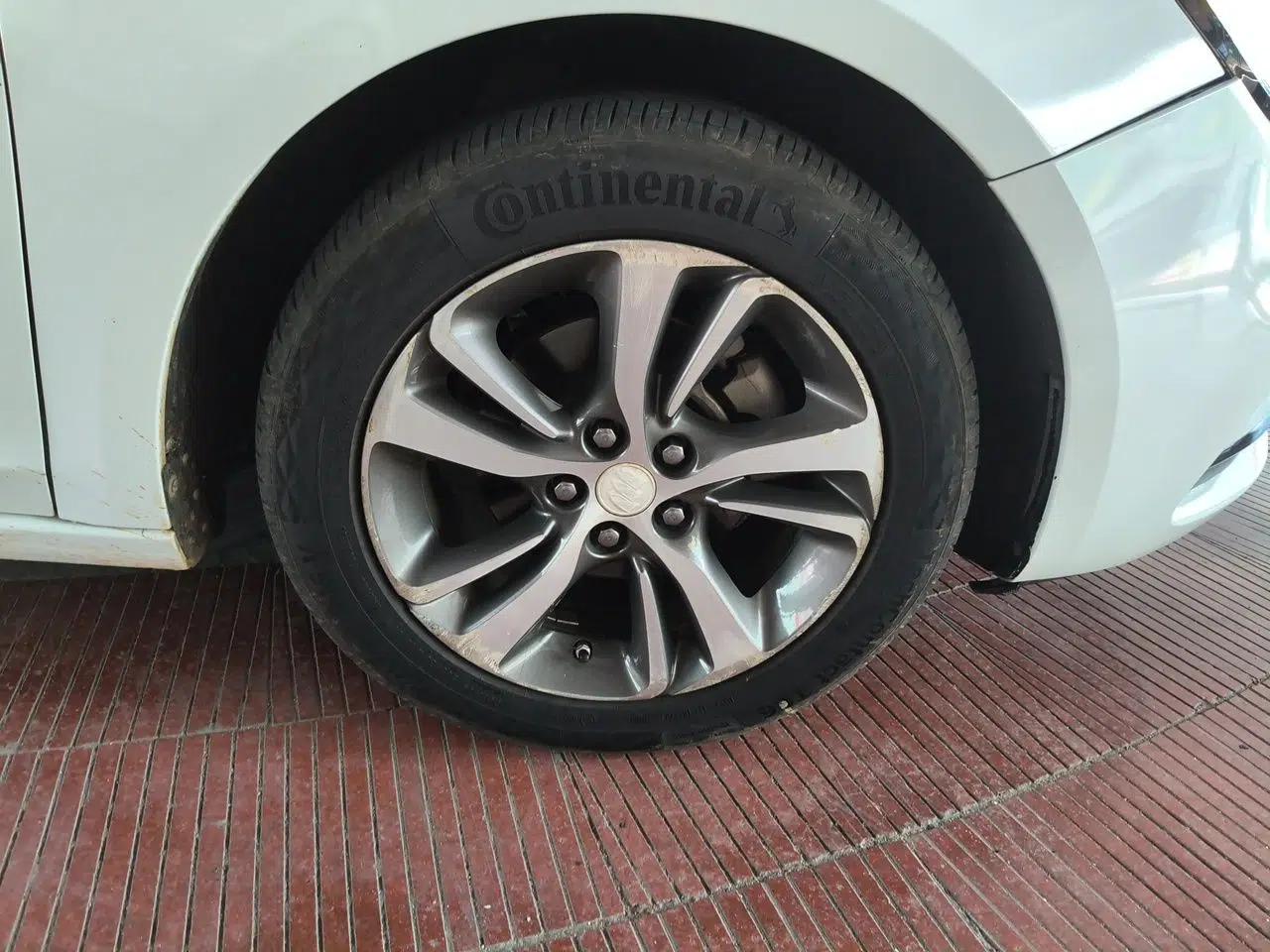 Buick Verano 2020 20T CVT Leading Edition — миниатюра 8