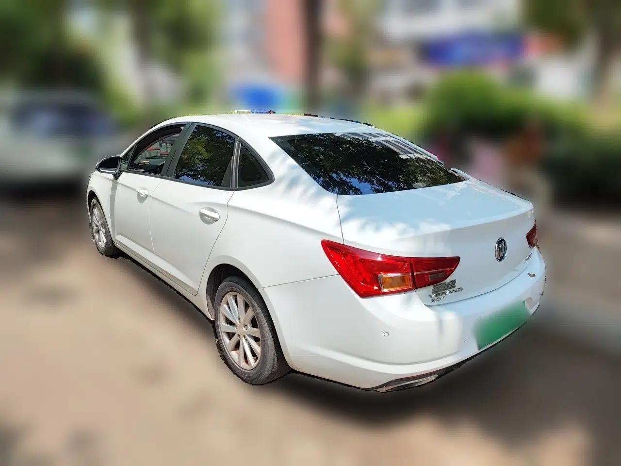 Buick Verano 2017 Sedan 20T Dual-Clutch Leading Model — миниатюра 4