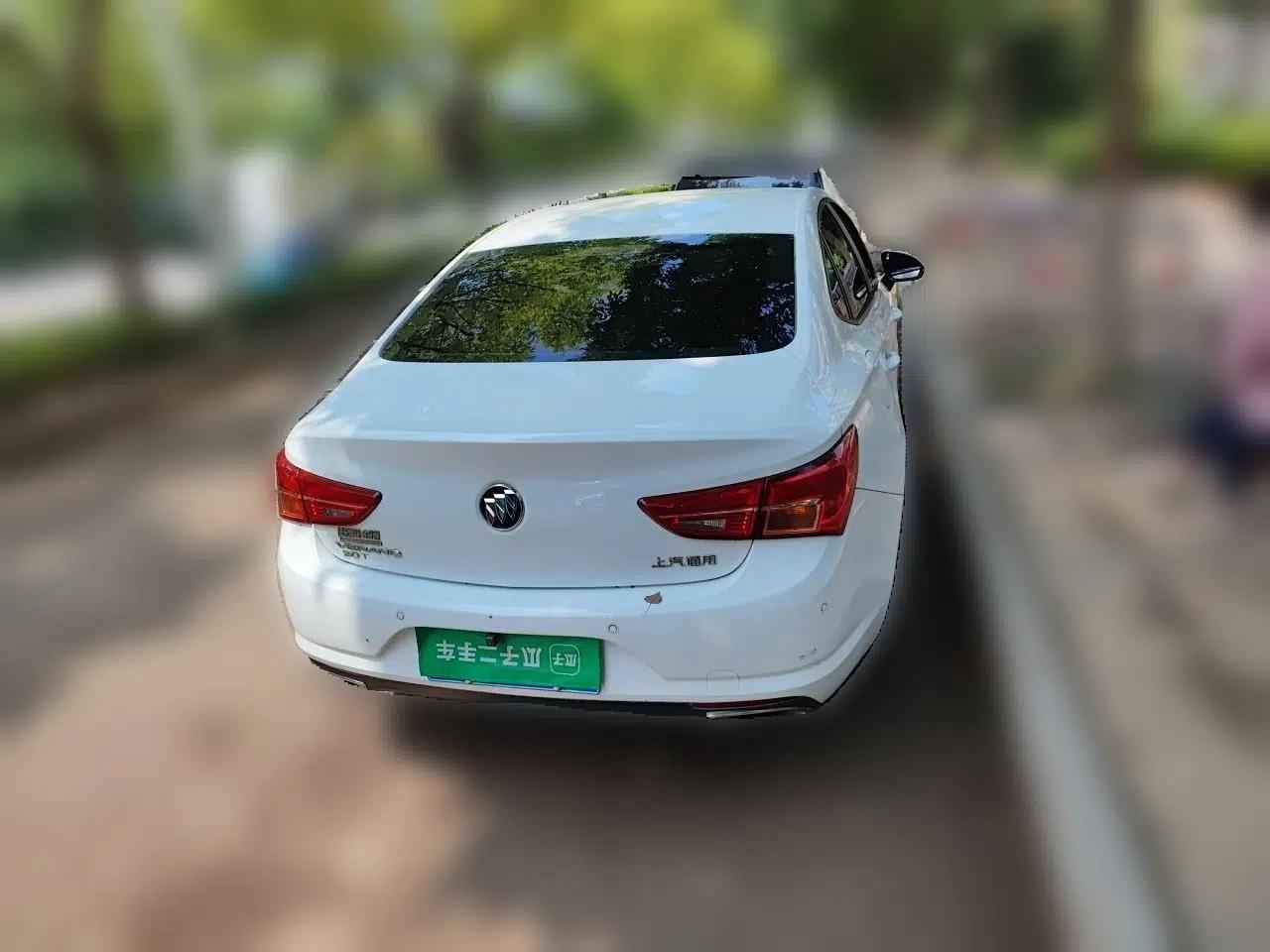 Buick Verano 2017 Sedan 20T Dual-Clutch Leading Model — миниатюра 5