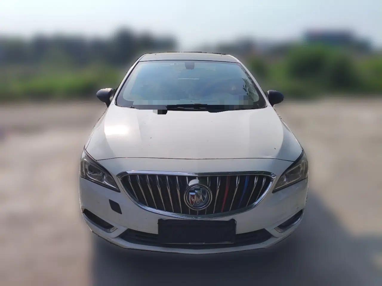 Buick Verano 2015 Sedan 15S Manual Entry-Level Model — миниатюра 2