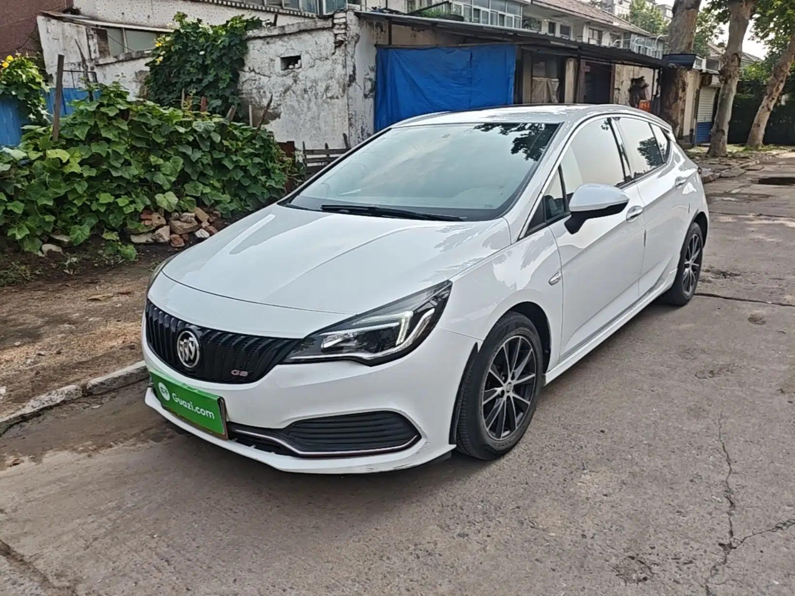 Buick Verano 2016 Two-Door GS 20T Dual-Clutch Haoting Sporty Model — миниатюра 1