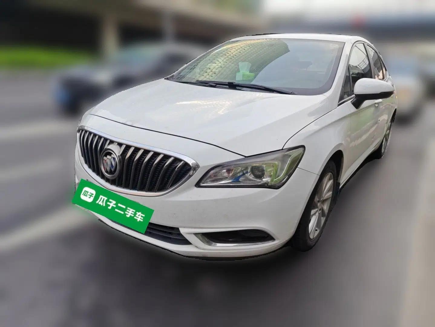 Buick Verano 2017 Sedan 15S Automatic Leading Model — миниатюра 1