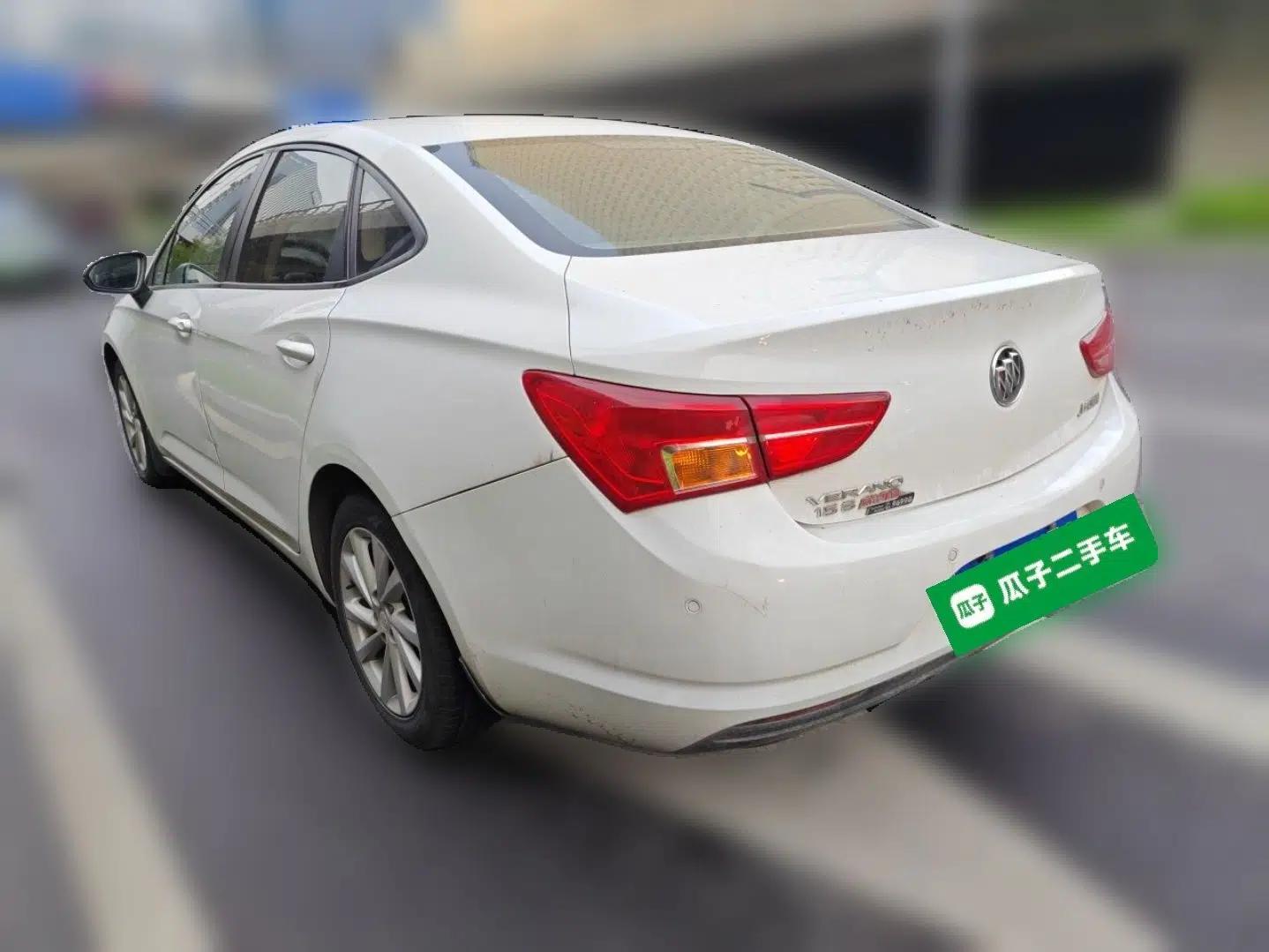 Buick Verano 2017 Sedan 15S Automatic Leading Model — миниатюра 4