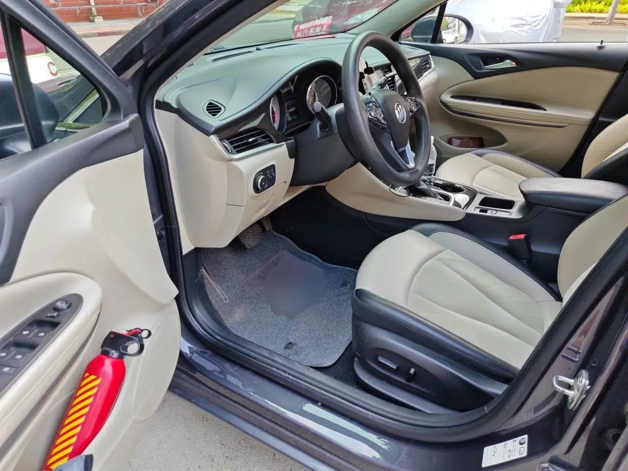 Buick Verano 2018 Sedan 15S Automatic Leading Model — миниатюра 16