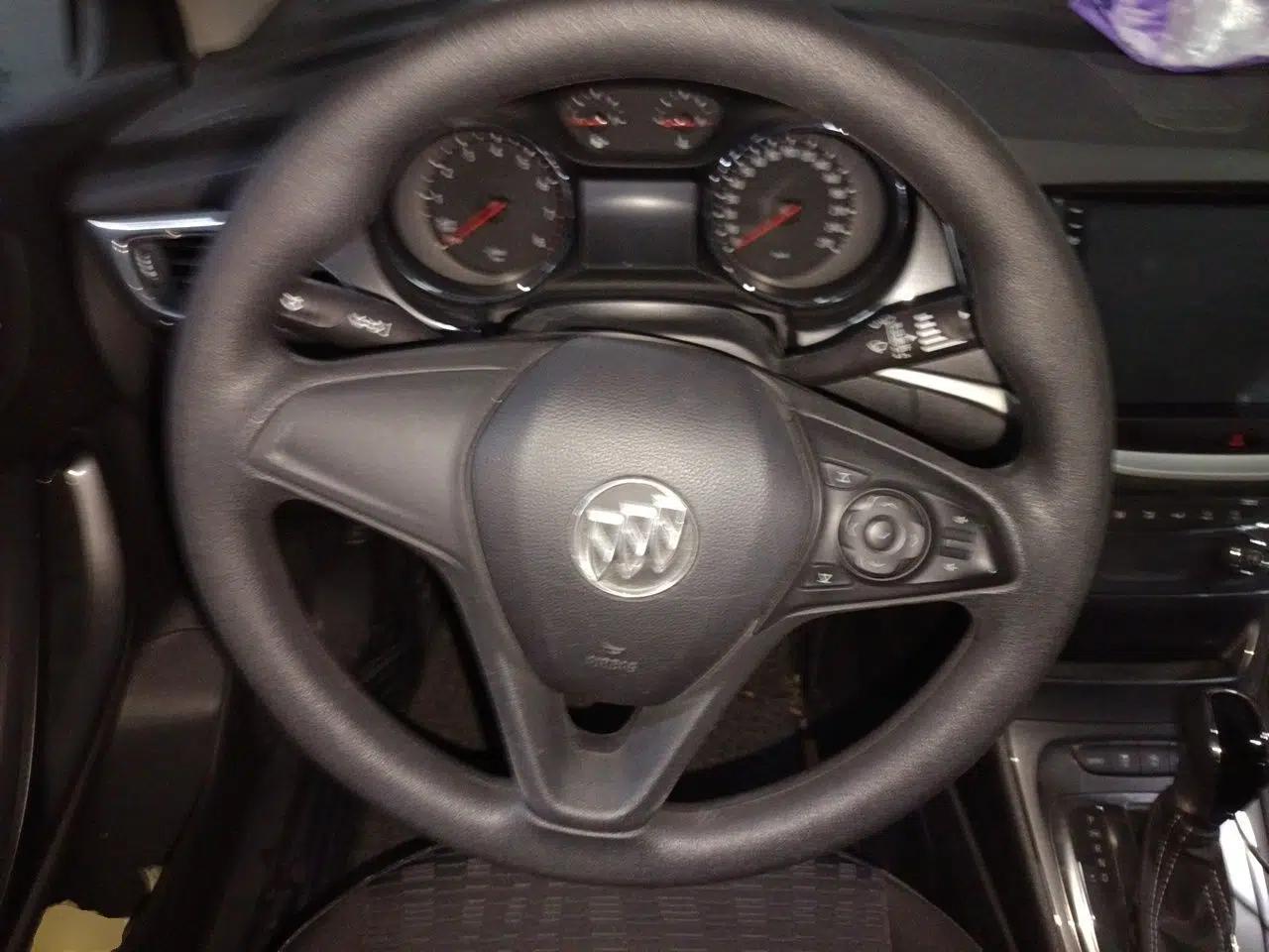 Buick Verano 2016 Hatchback 15S Automatic Ambition Model — миниатюра 10