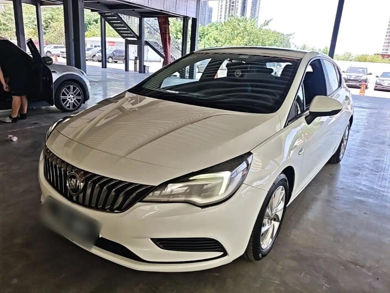 Buick Verano 2016 Hatchback 15S Automatic Ambition Model — миниатюра 1
