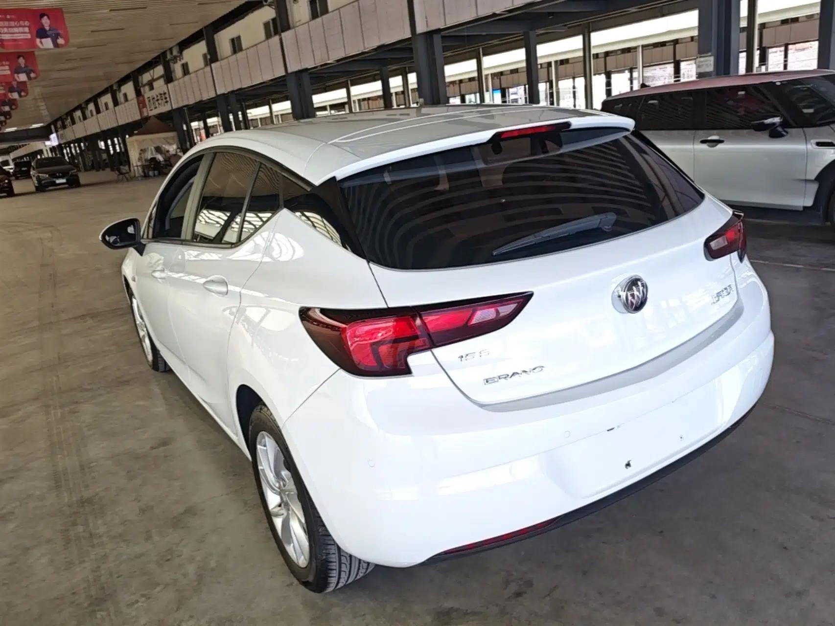 Buick Verano 2016 Hatchback 15S Automatic Ambition Model — миниатюра 13