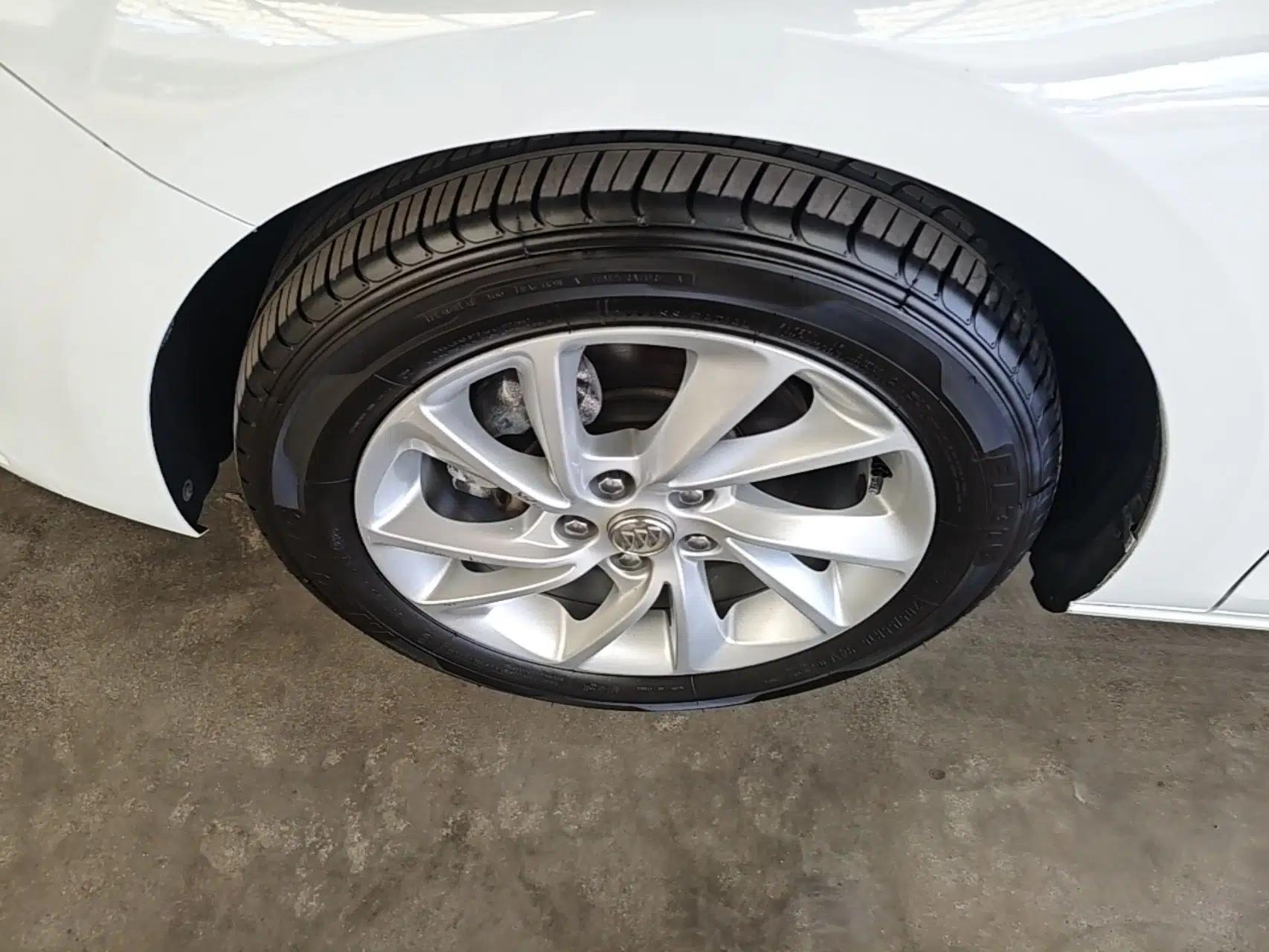Buick Verano 2016 Hatchback 15S Automatic Ambition Model — миниатюра 15