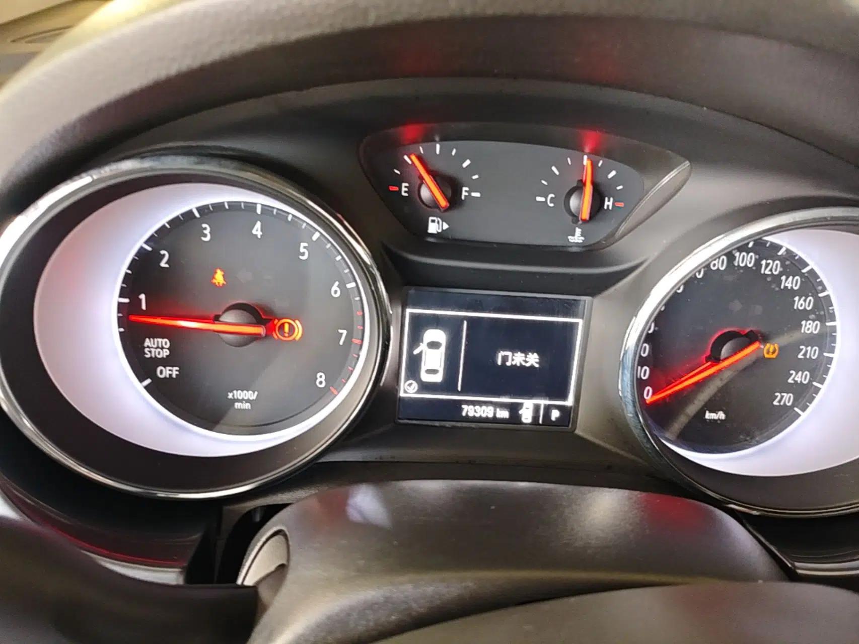 Buick Verano 2016 Hatchback 15S Automatic Ambition Model — миниатюра 19