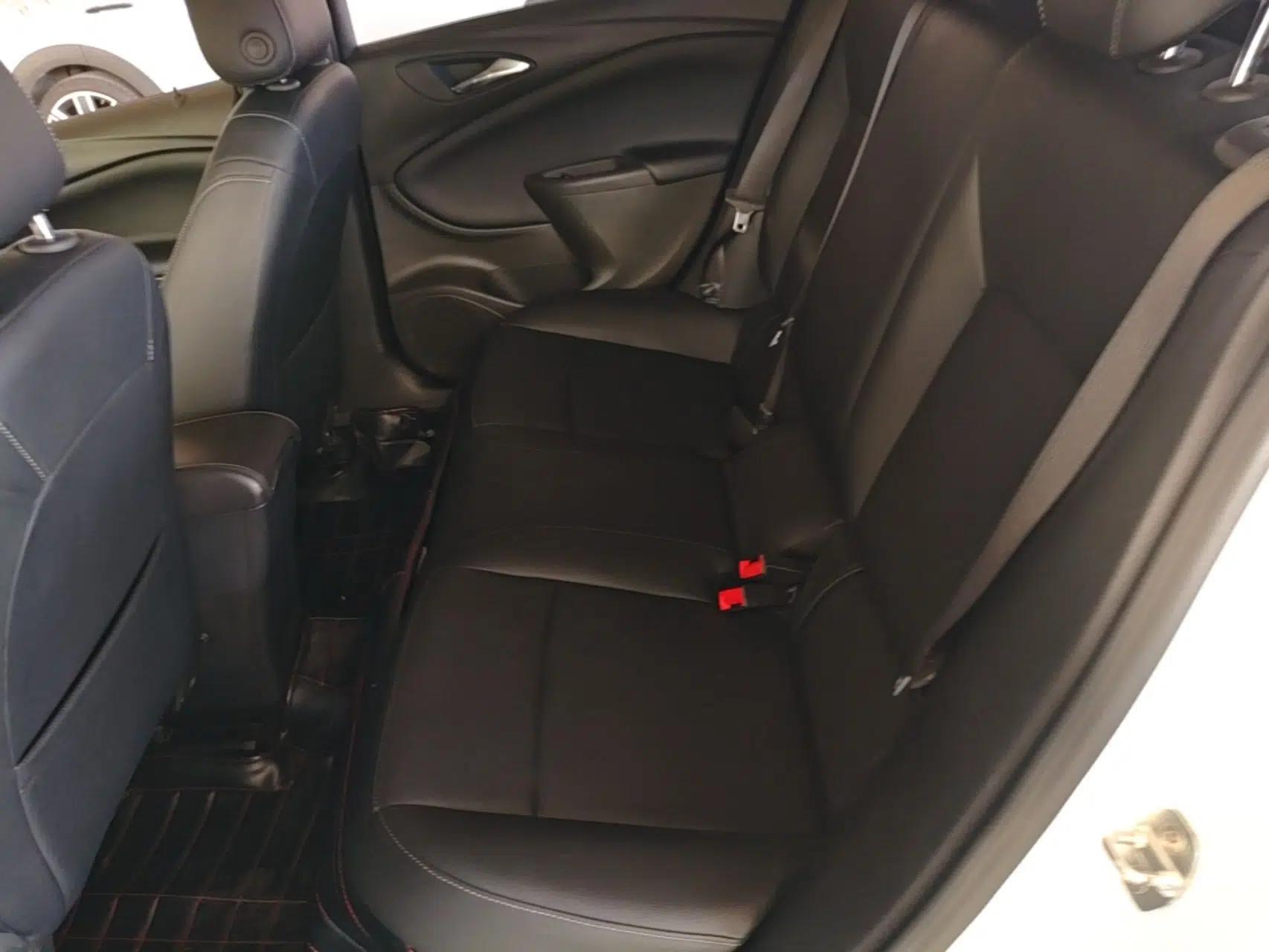 Buick Verano 2016 Hatchback 15S Automatic Ambition Model — миниатюра 25