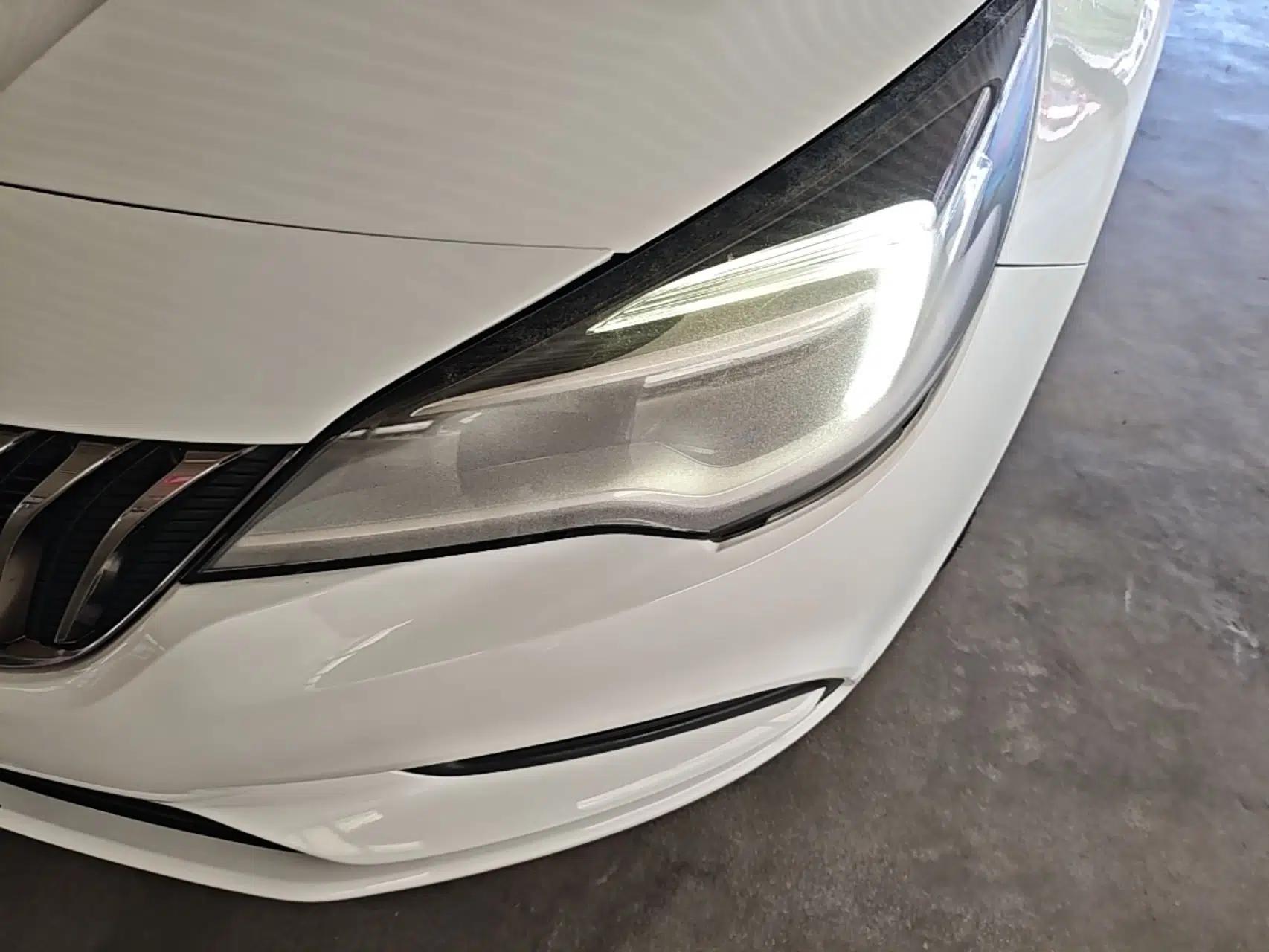 Buick Verano 2016 Hatchback 15S Automatic Ambition Model — миниатюра 8