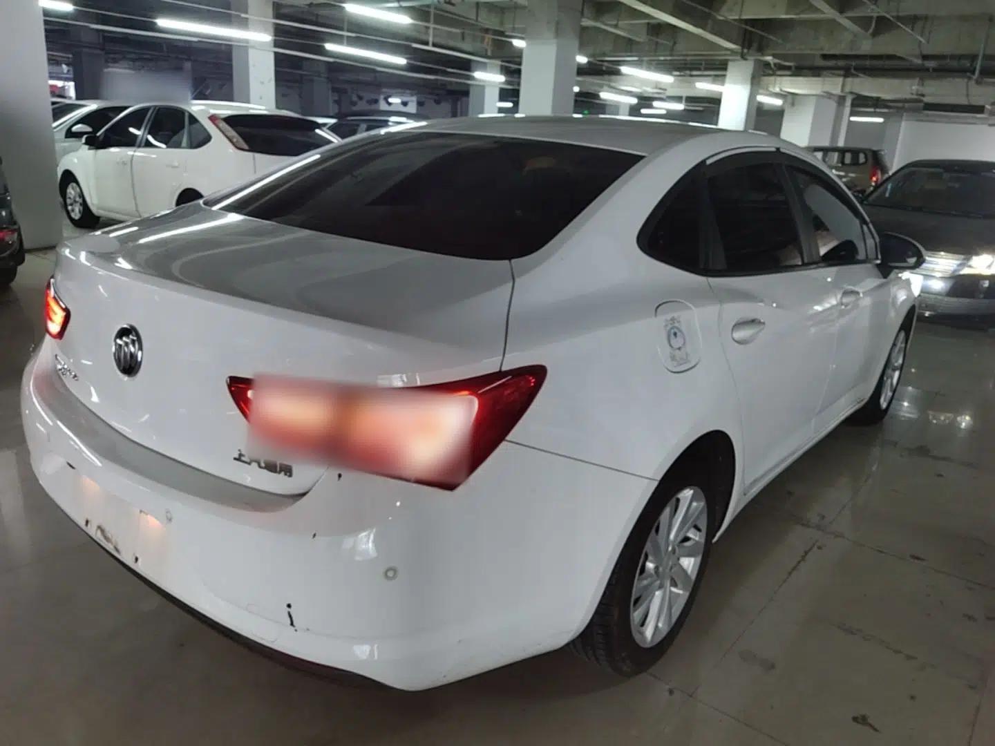 Buick Verano 2019 Sedan 15S Automatic Leading Model — миниатюра 6