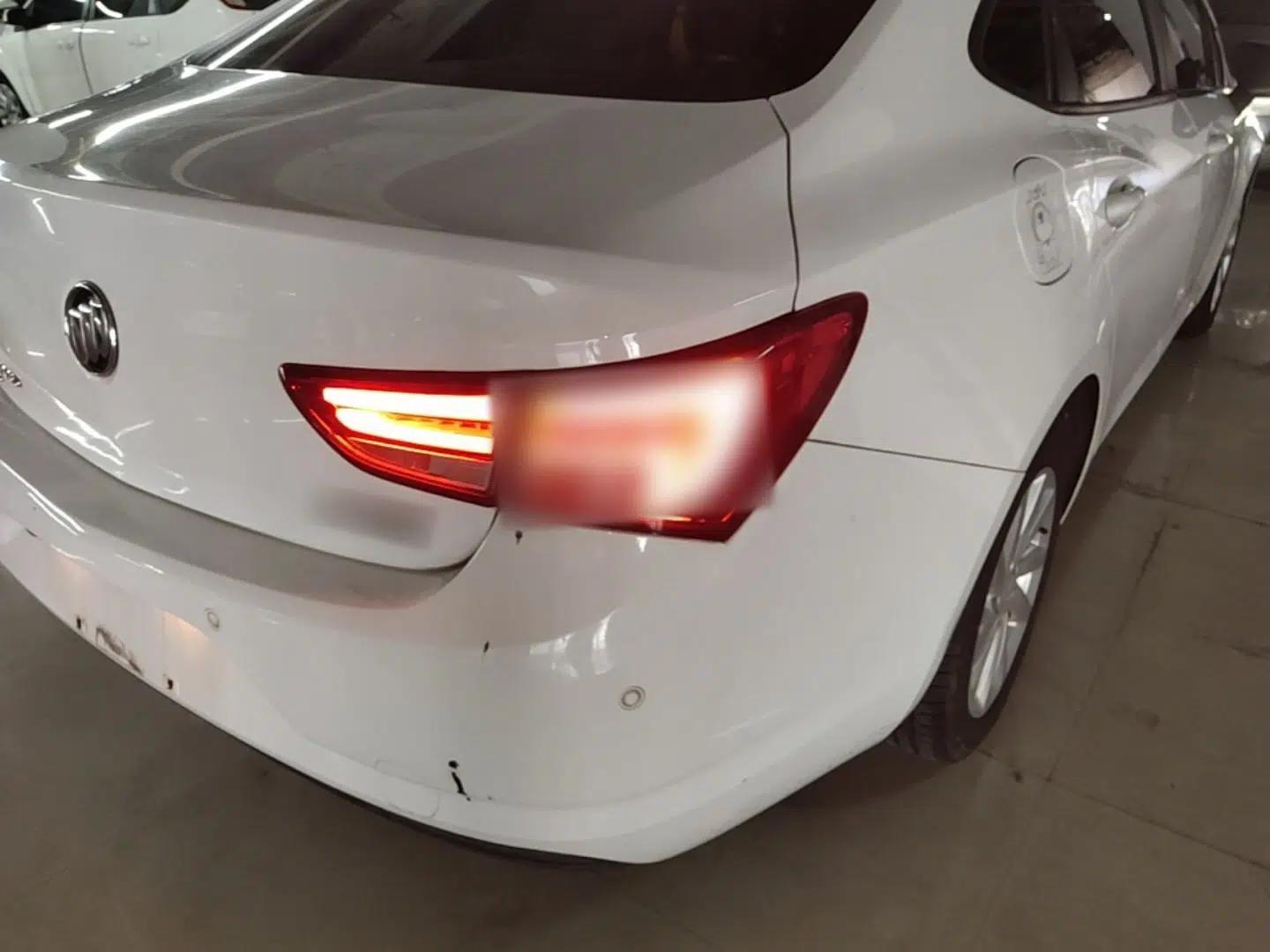 Buick Verano 2019 Sedan 15S Automatic Leading Model — миниатюра 9