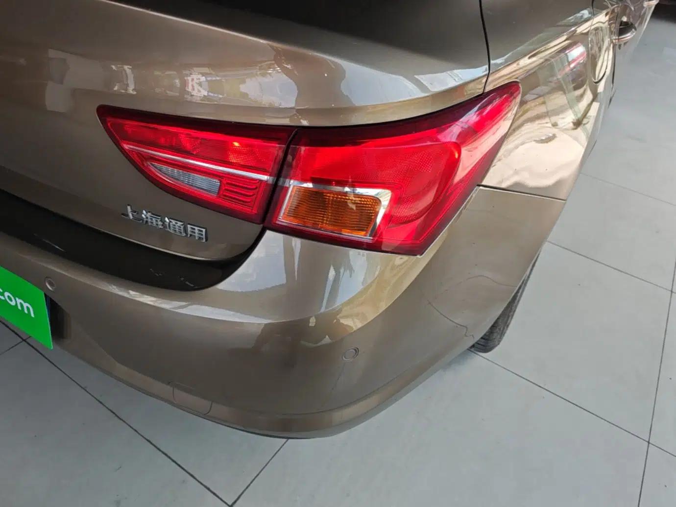Buick Verano 2015 Sedan 15S Automatic Leading Model — миниатюра 9