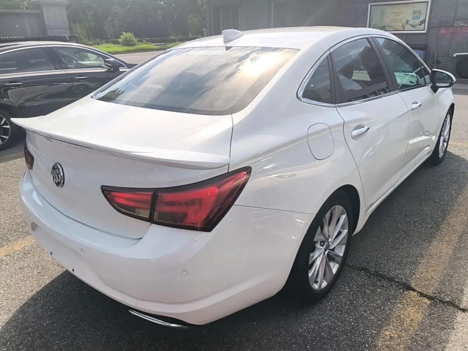 Buick Verano 2018 Sedan 20T Dual-Clutch Leading Model — миниатюра 6