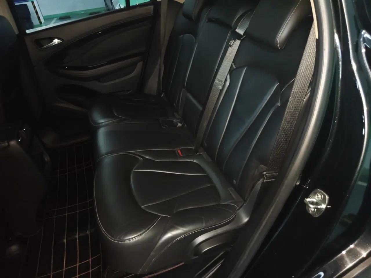 Buick Envision 2014 28T Four-Wheel Drive Elite Model — миниатюра 17
