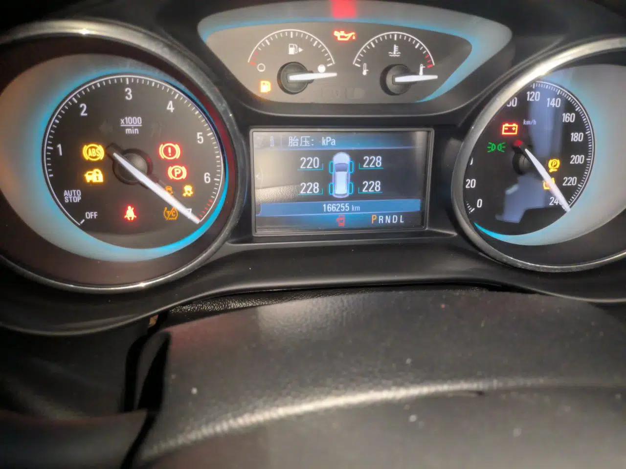 Buick Envision 2016 20T Two-Wheel-Drive Elite Model — миниатюра 12